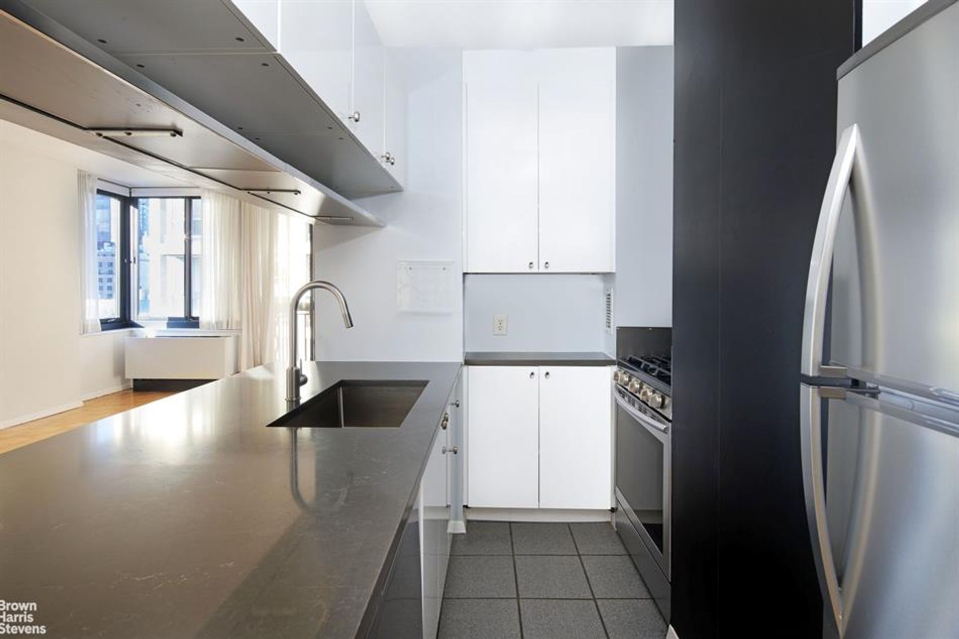 Condominium in Manhattan, New York 10182412