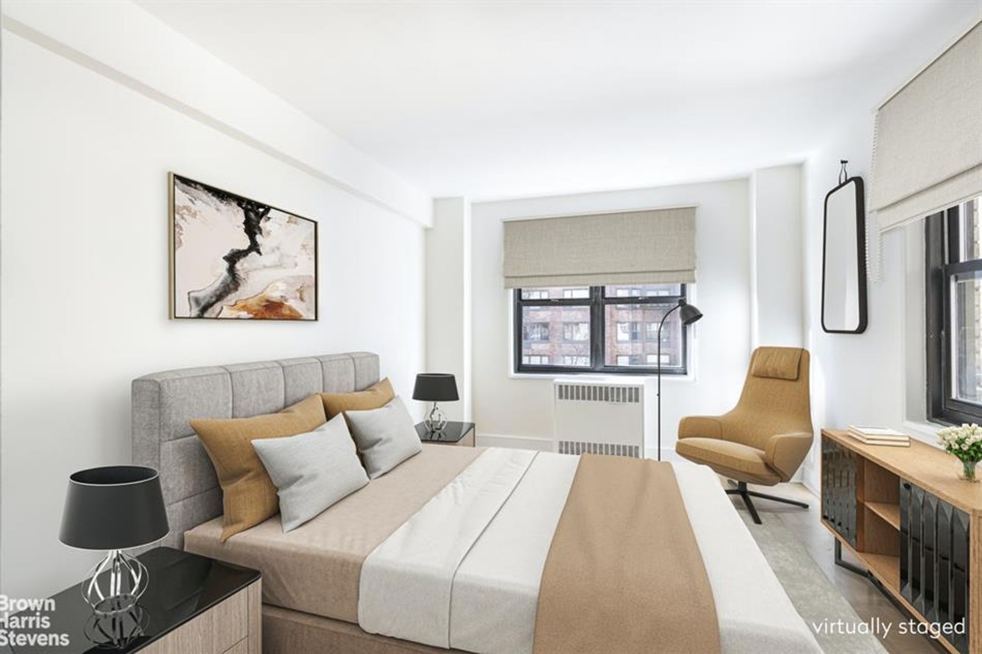 Condominium in New York, New York 10182483