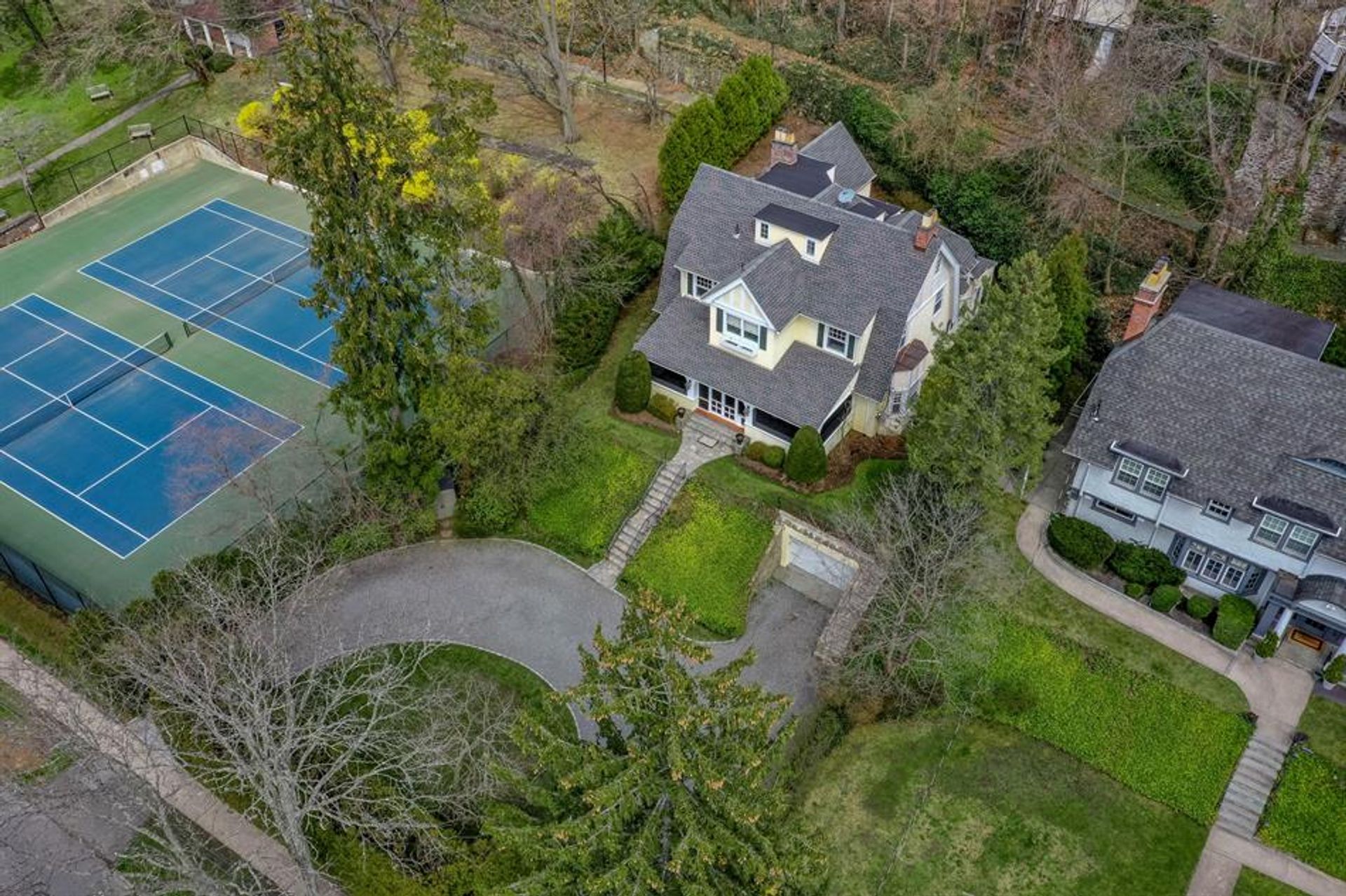 House in Bronxville, New York 10183005