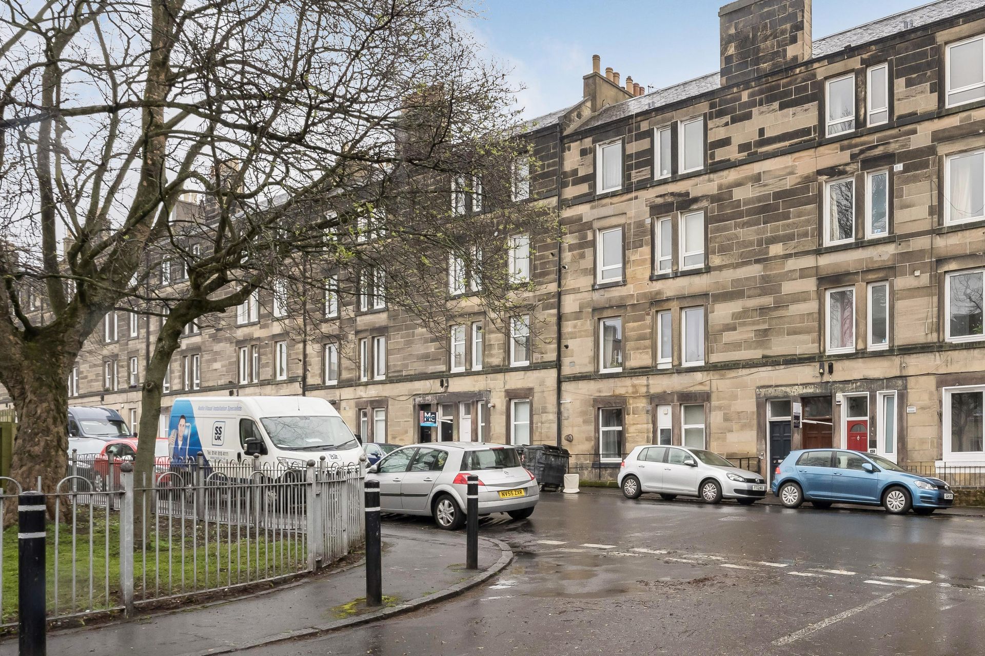 Condominium in Slateford, Edinburgh, City of 10190929