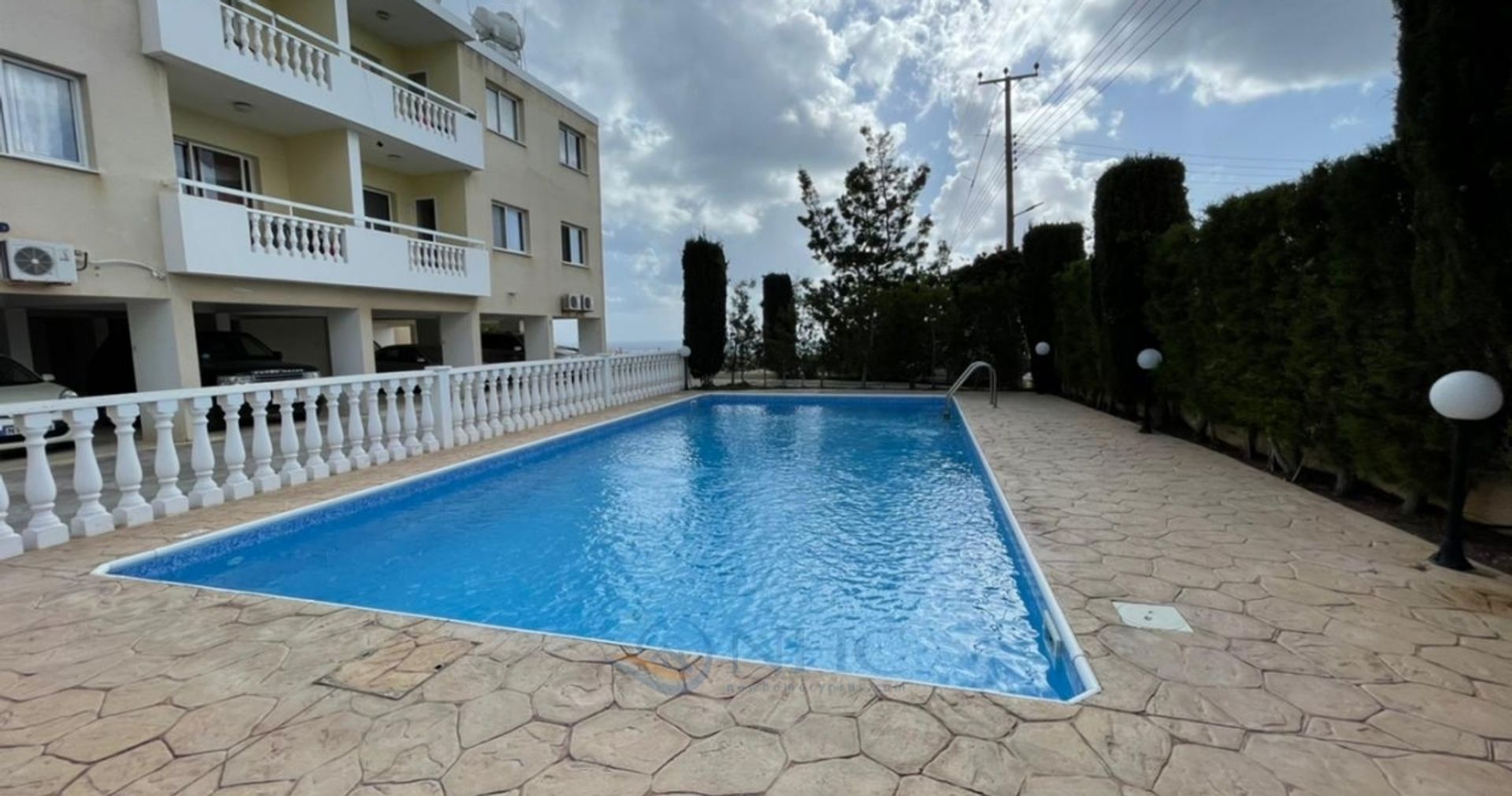 Condominium in Kissonerga, Paphos 10191037