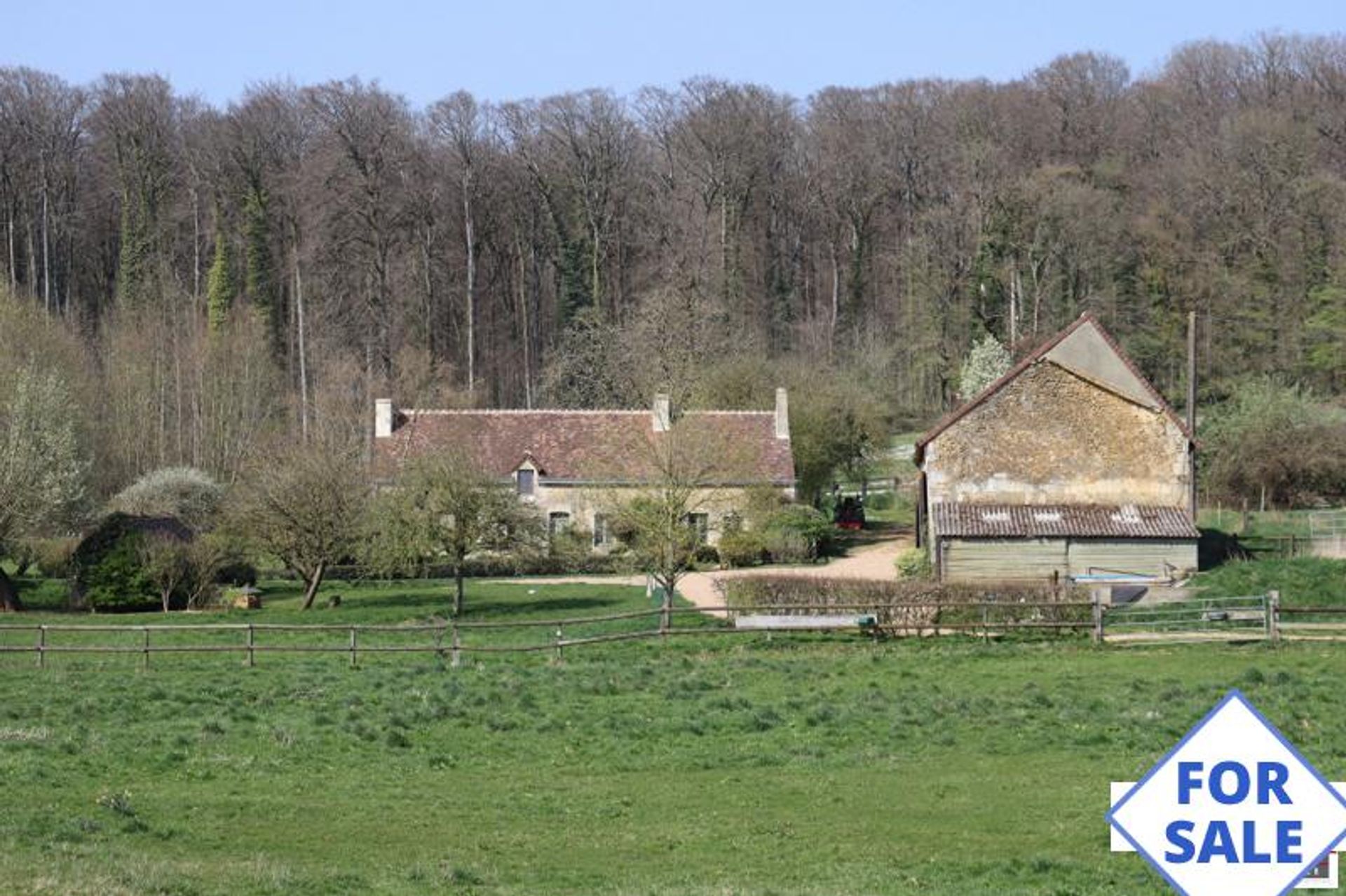 жилой дом в Vaunoise, Normandie 10191378