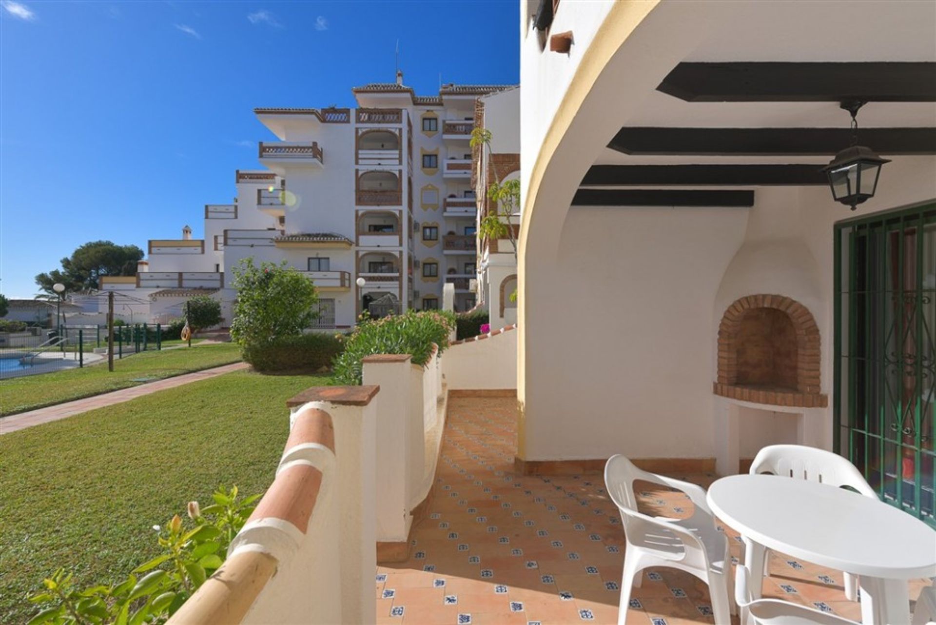 Condominium in Sitio de Calahonda, Andalusia 10191655