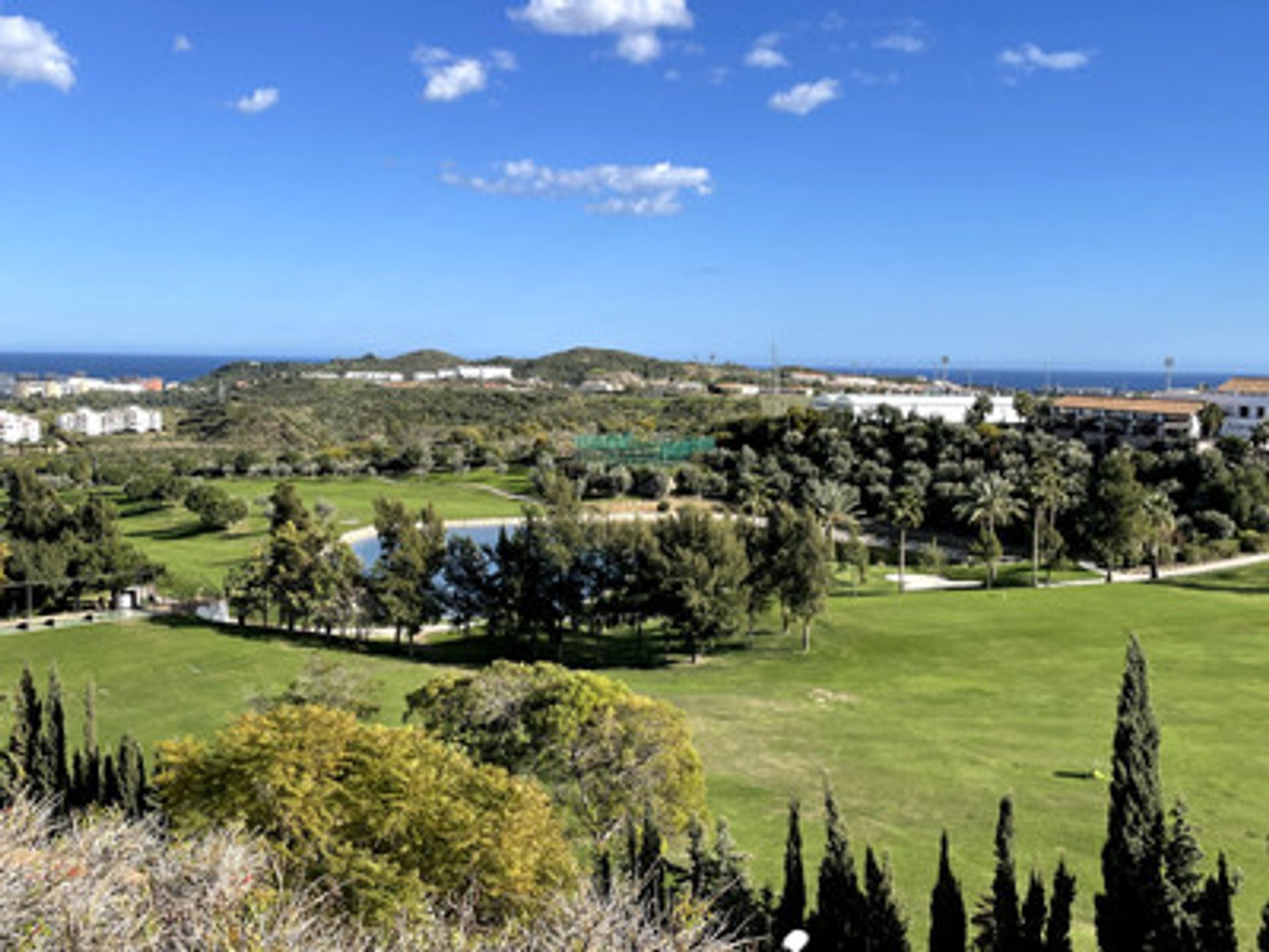 Condominium in Las Lagunas, Andalusia 10191779