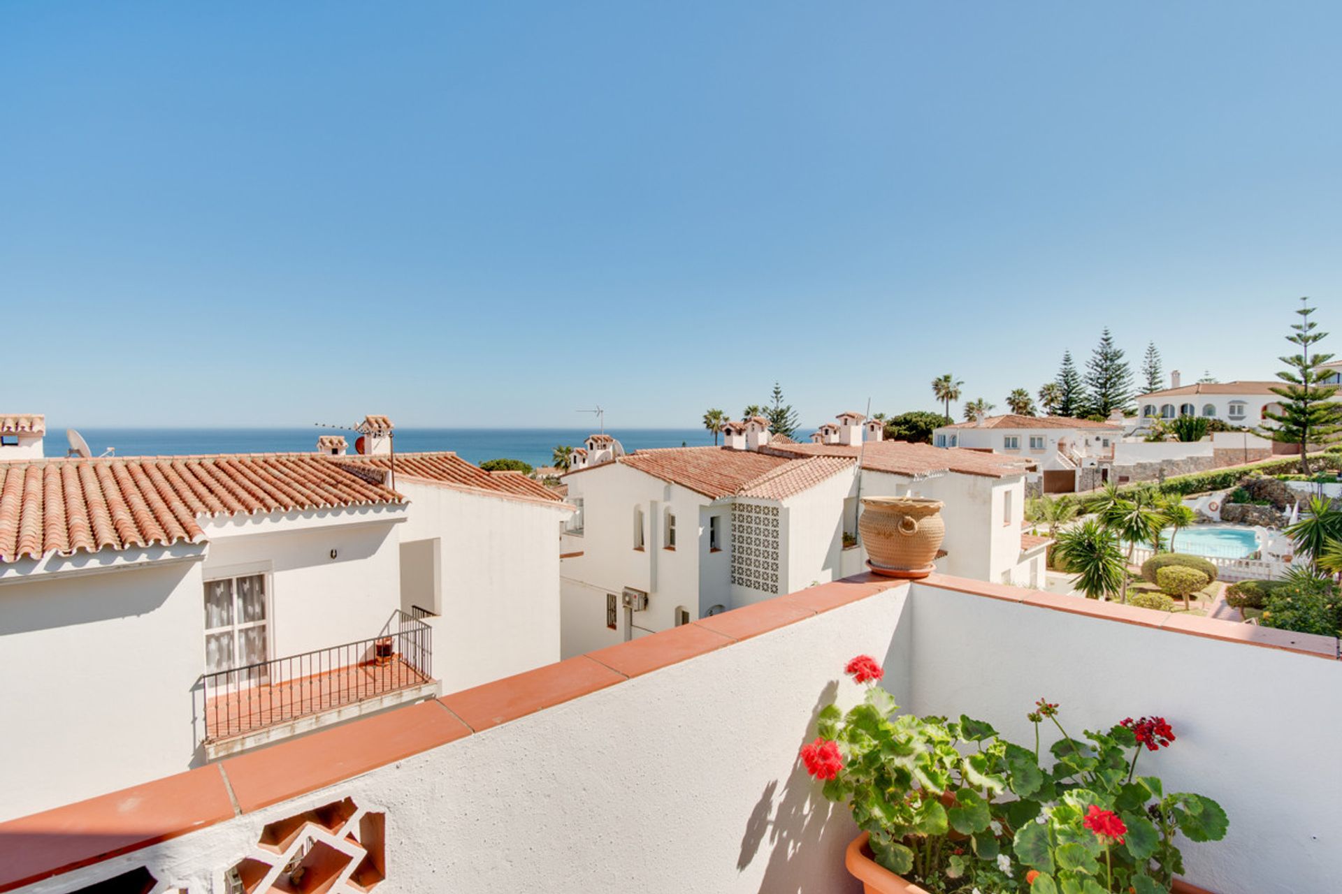 Condominium in Castillo de Sabinillas, Andalusië 10192122