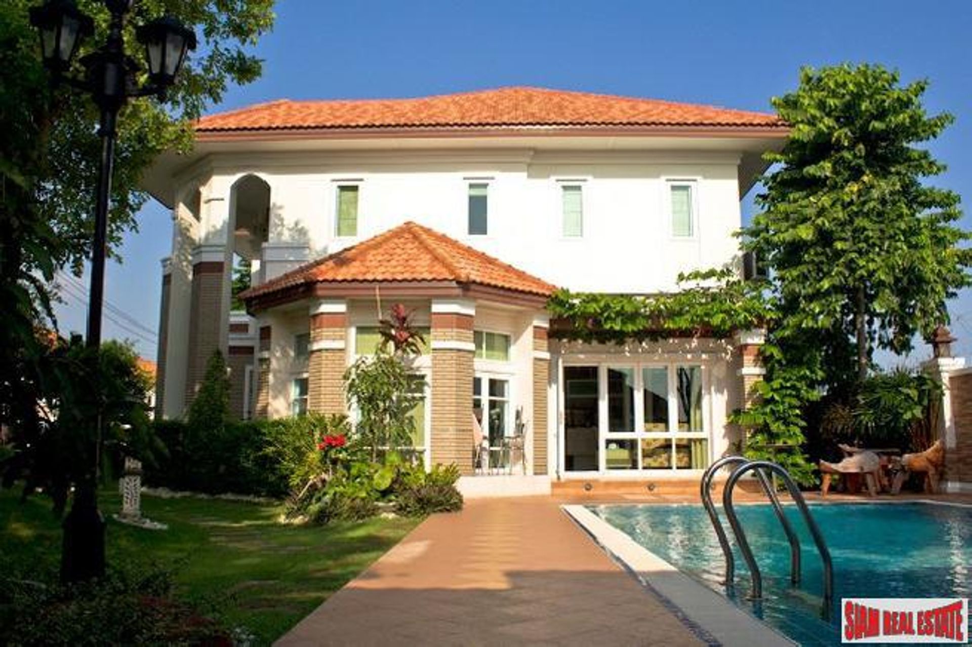 casa en Tambon Sam Rong Nua, Chang Wat Samut Prakan 10192223