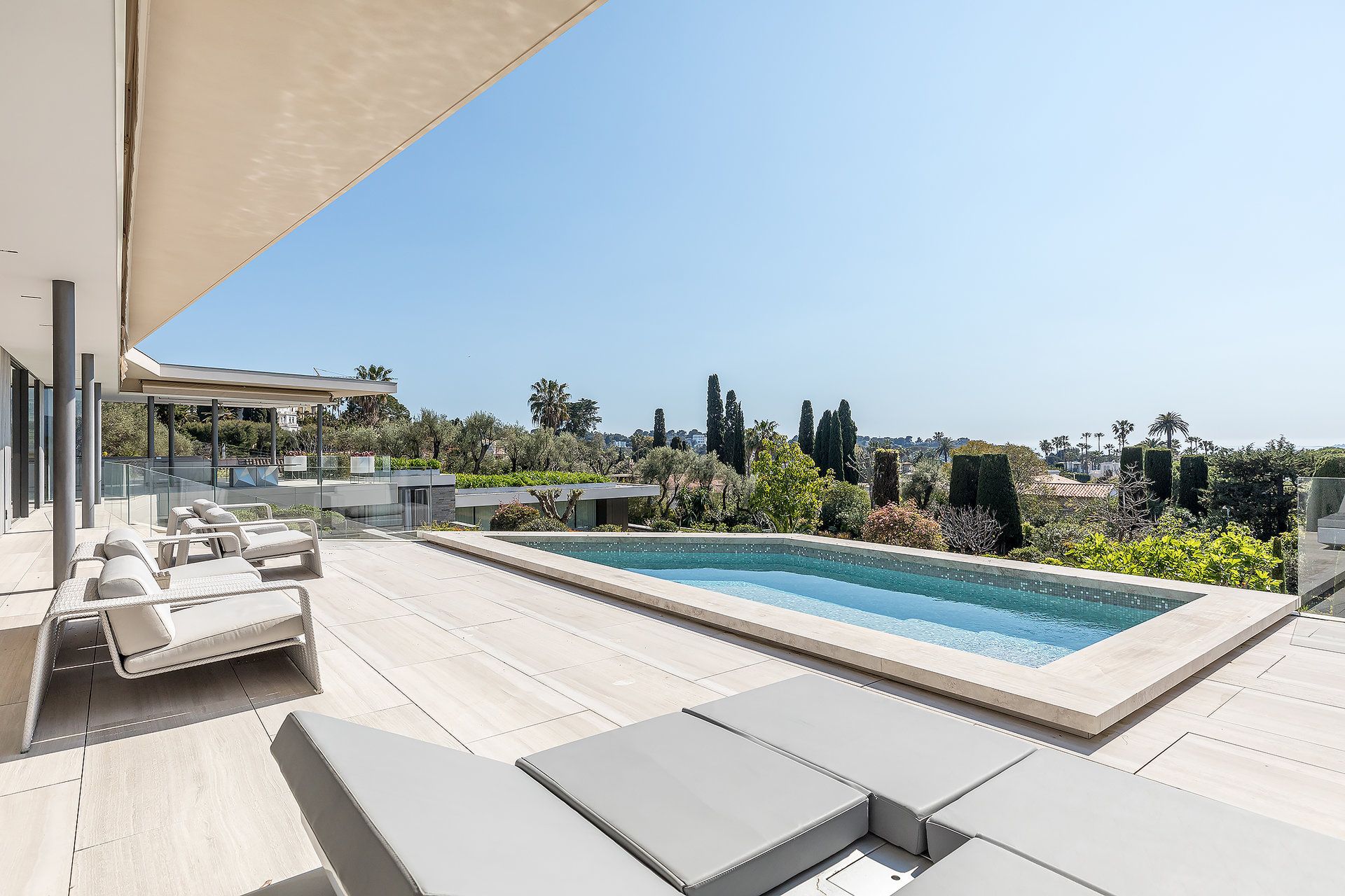 Huis in Juan-les-Pins, Provence-Alpes-Côte d'Azur 10192325