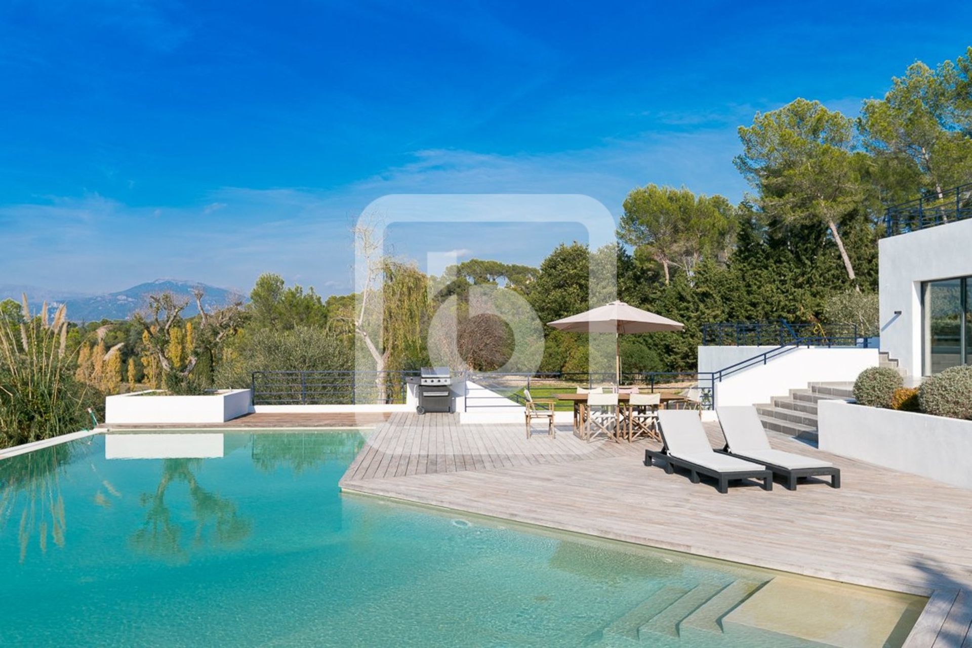 casa en Mouans-Sartoux, Provence-Alpes-Côte d'Azur 10192463