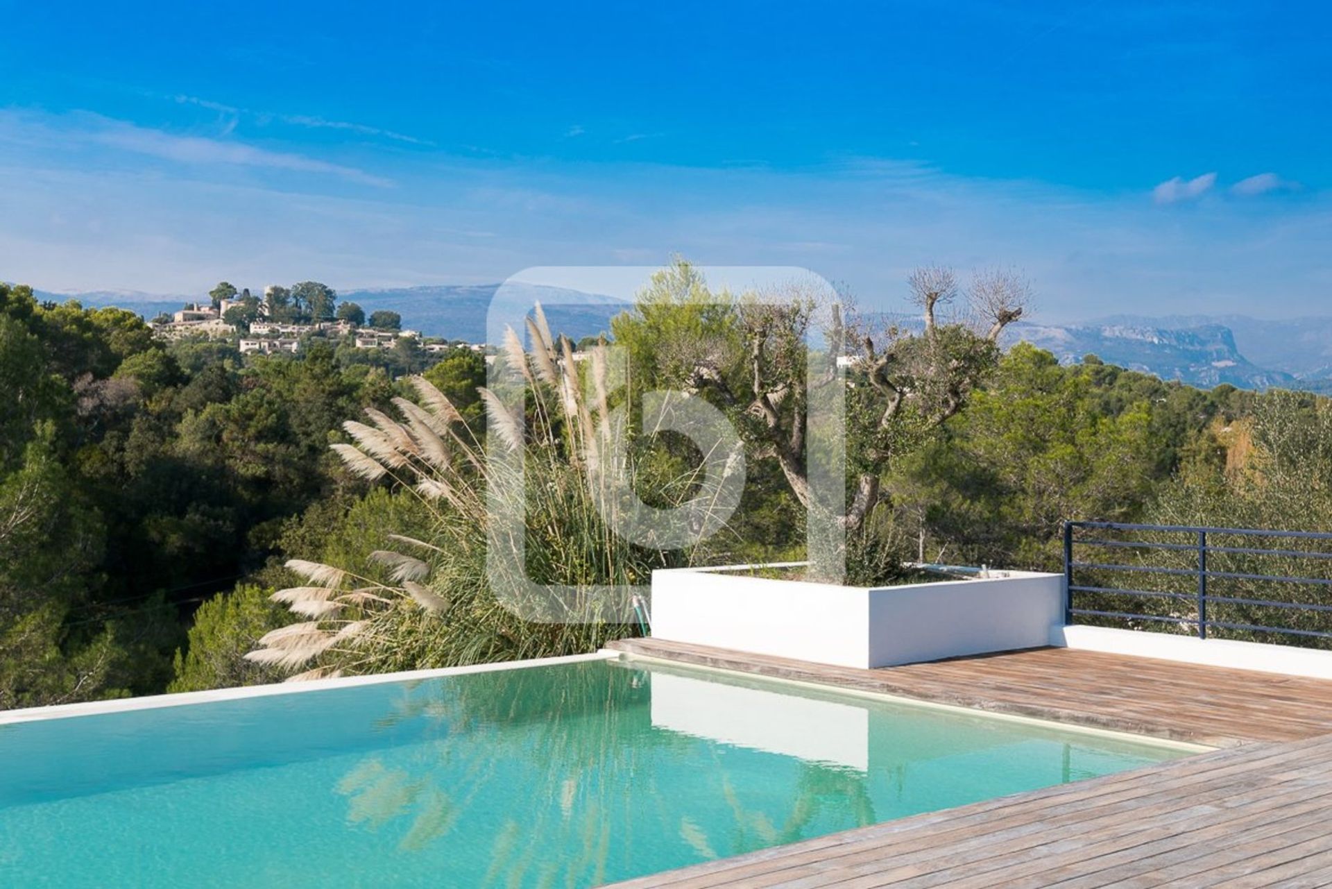 casa en Mouans-Sartoux, Provence-Alpes-Côte d'Azur 10192463