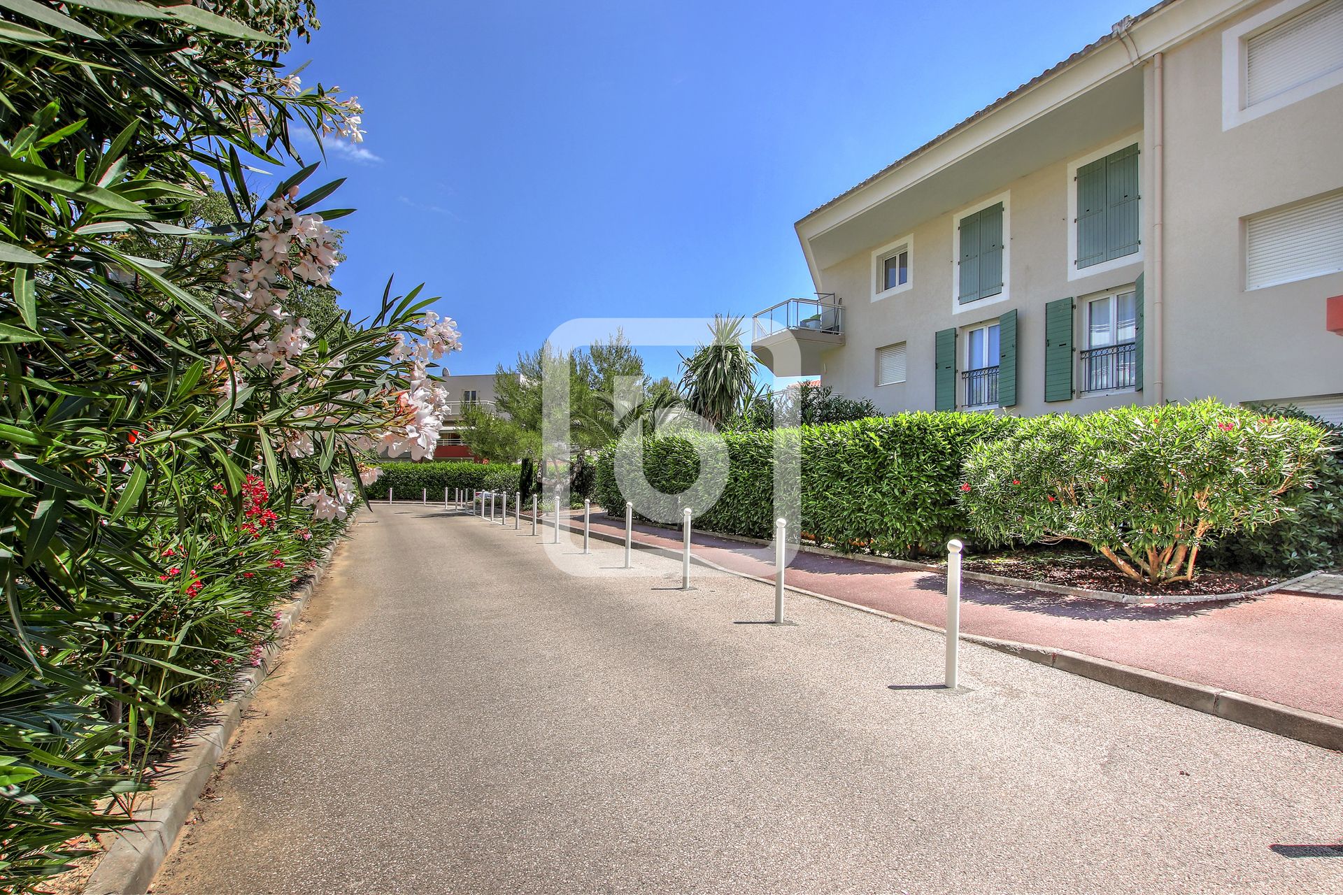 קוֹנדוֹמִינִיוֹן ב Antibes, Provence-Alpes-Côte d'Azur 10192546