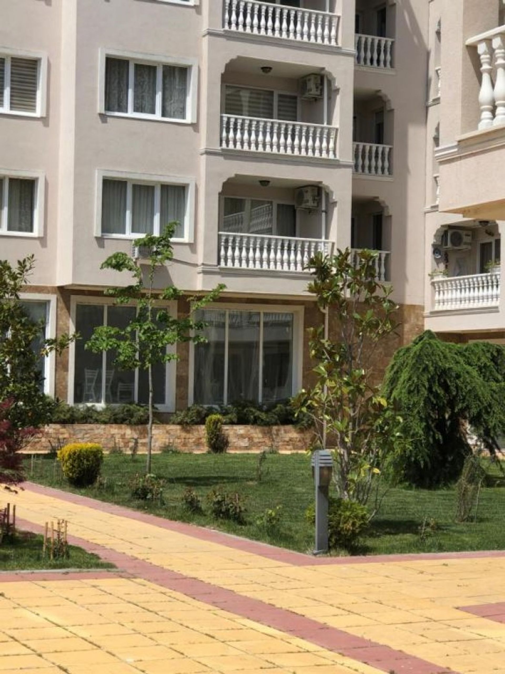 Condominium dans Nessebar, Burgas 10192644