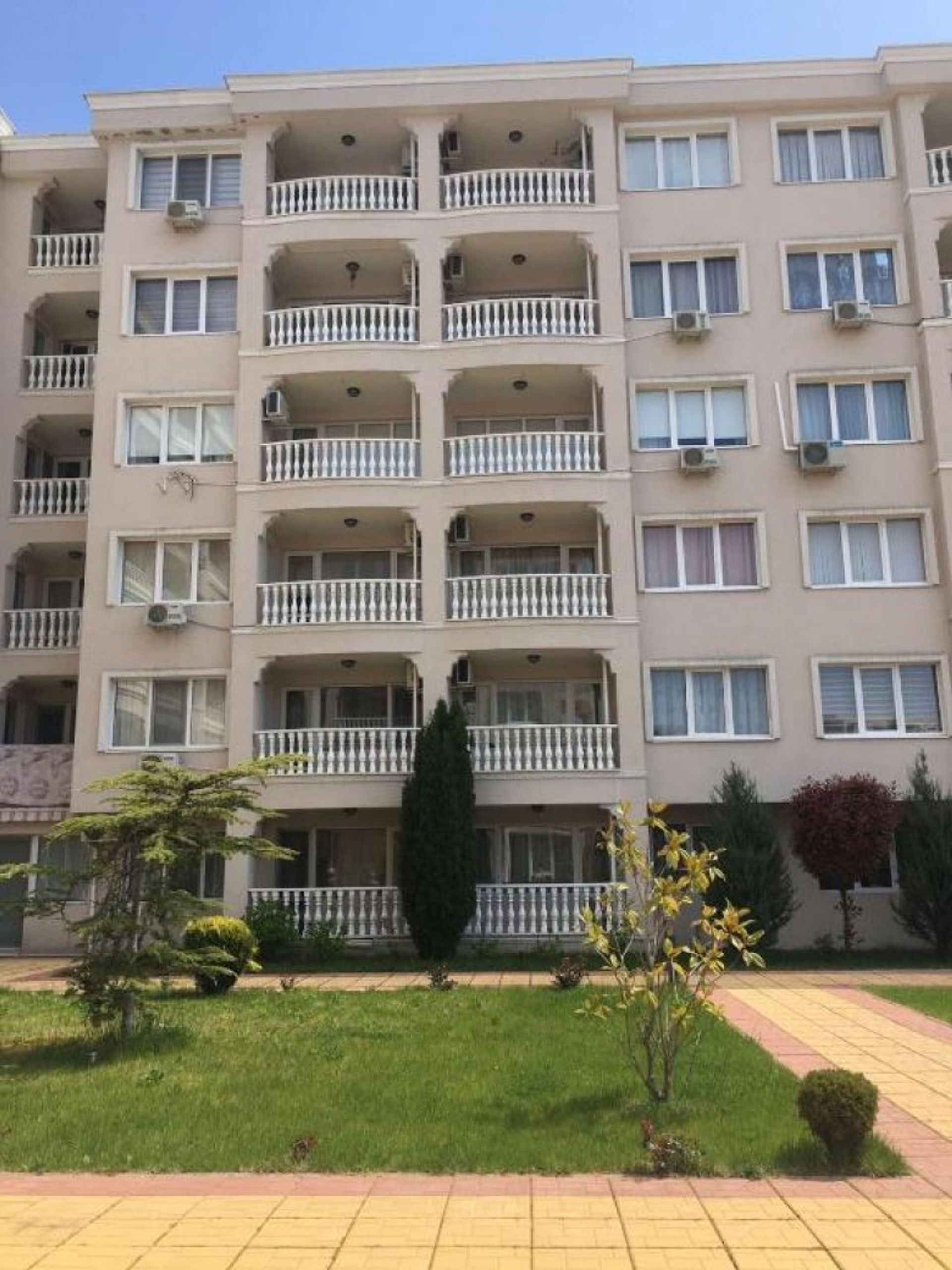 Condominium dans Nessebar, Burgas 10192644