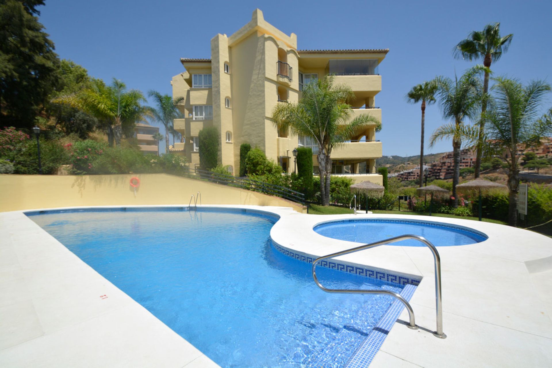 Condominio nel Ojen, Andalusia 10193616