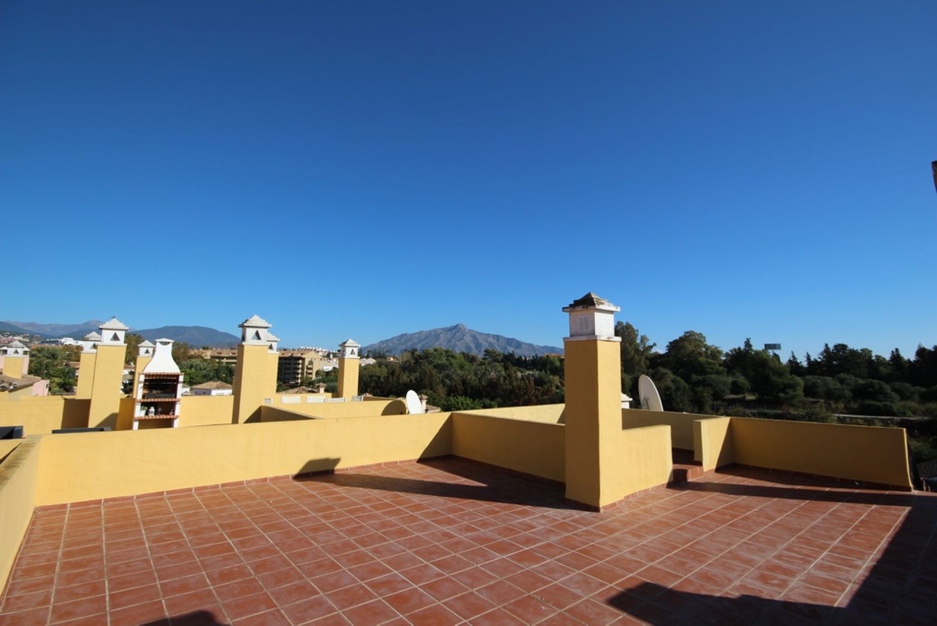 House in Marbella, Andalucía 10195080