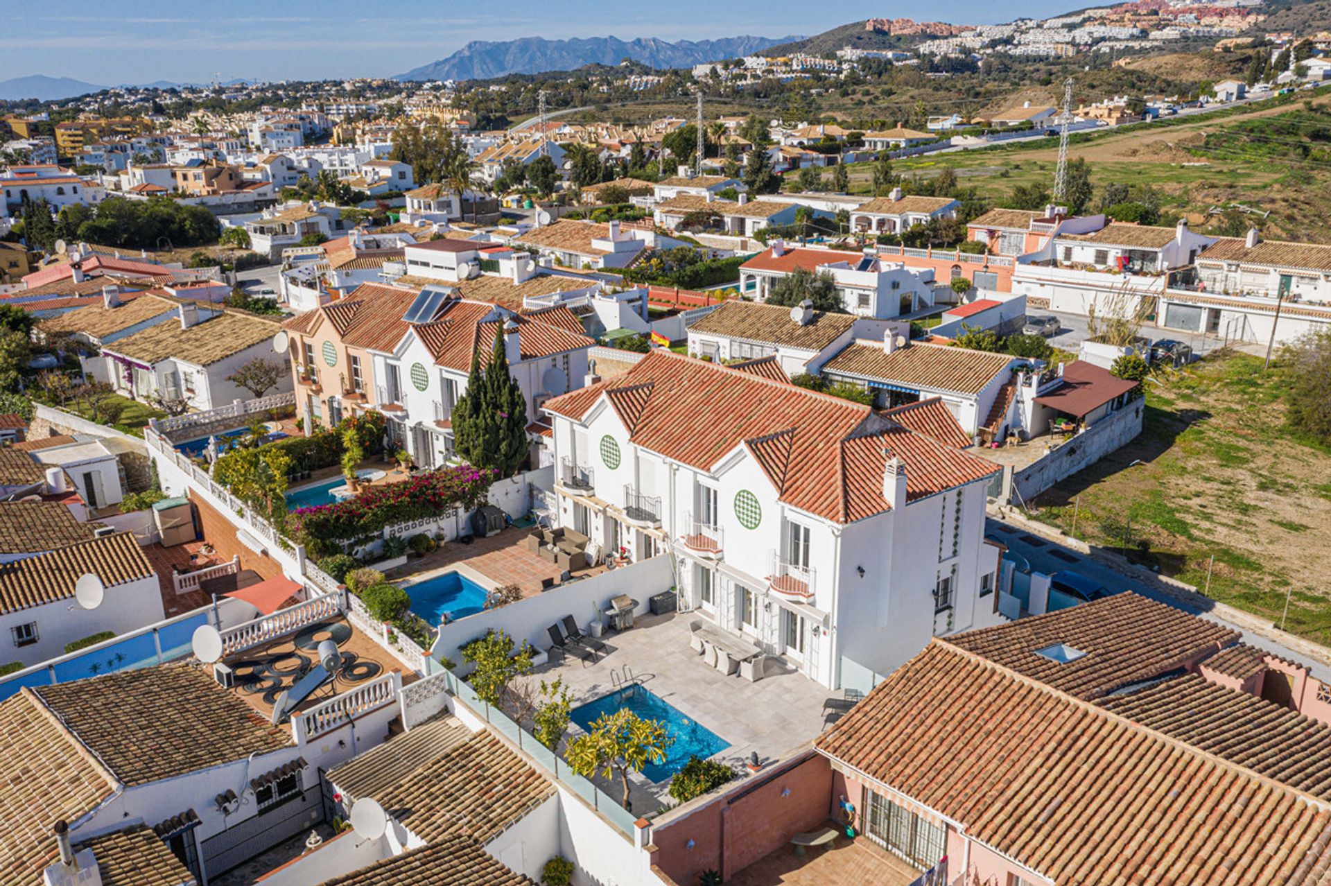 Talo sisään Sitio de Calahonda, Andalusia 10195420