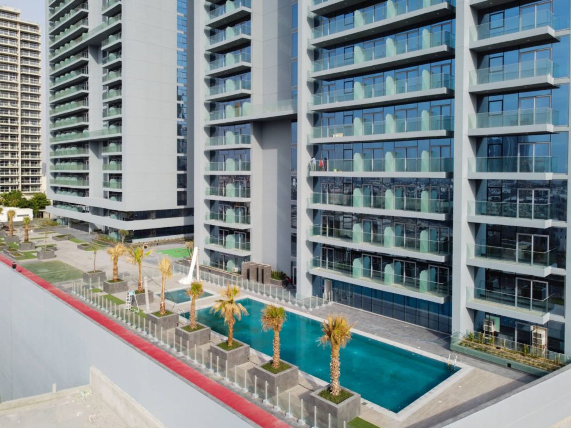 Condominium in Dubai, Dubai 10195536