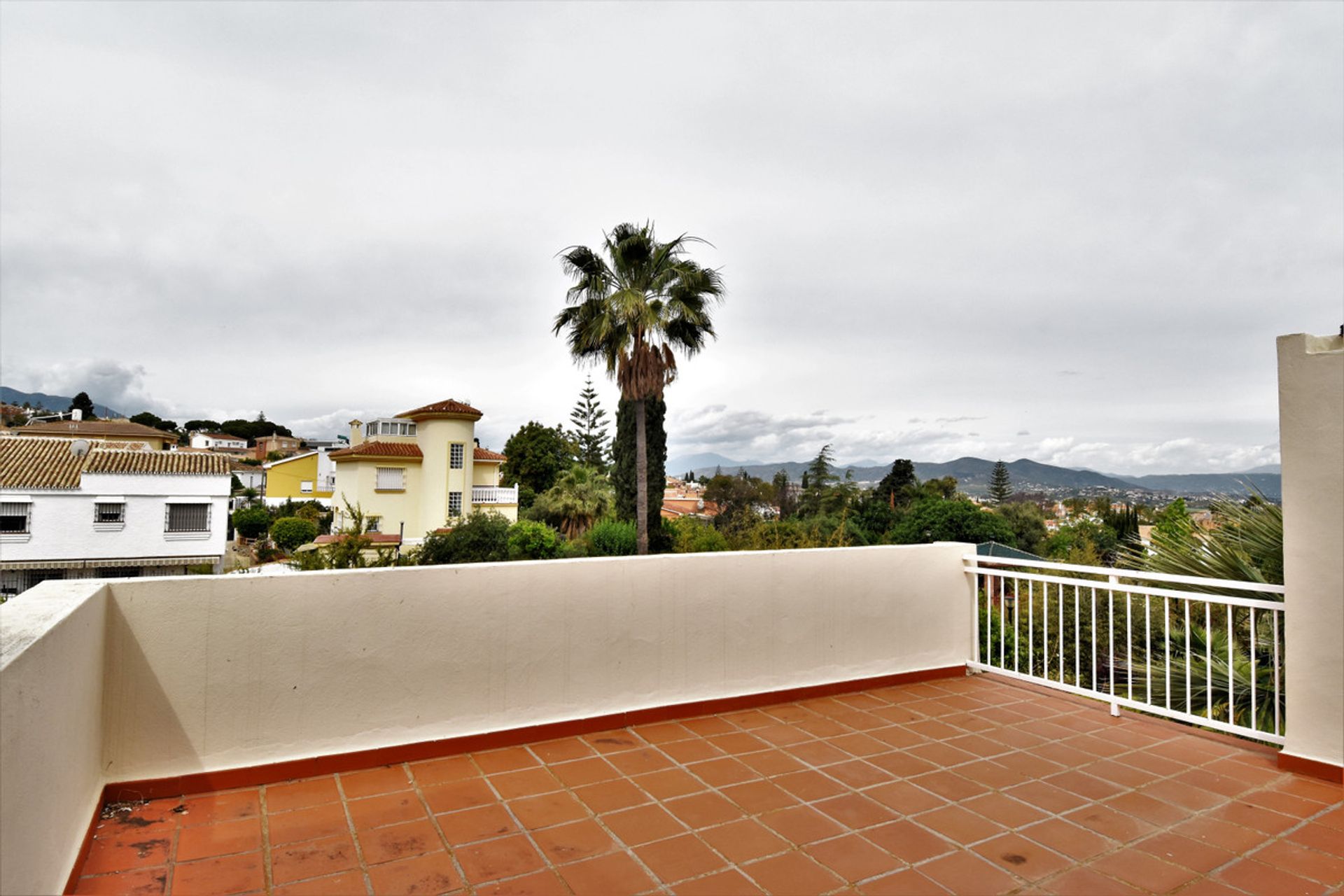 rumah dalam Alhaurín de la Torre, Andalucía 10196284