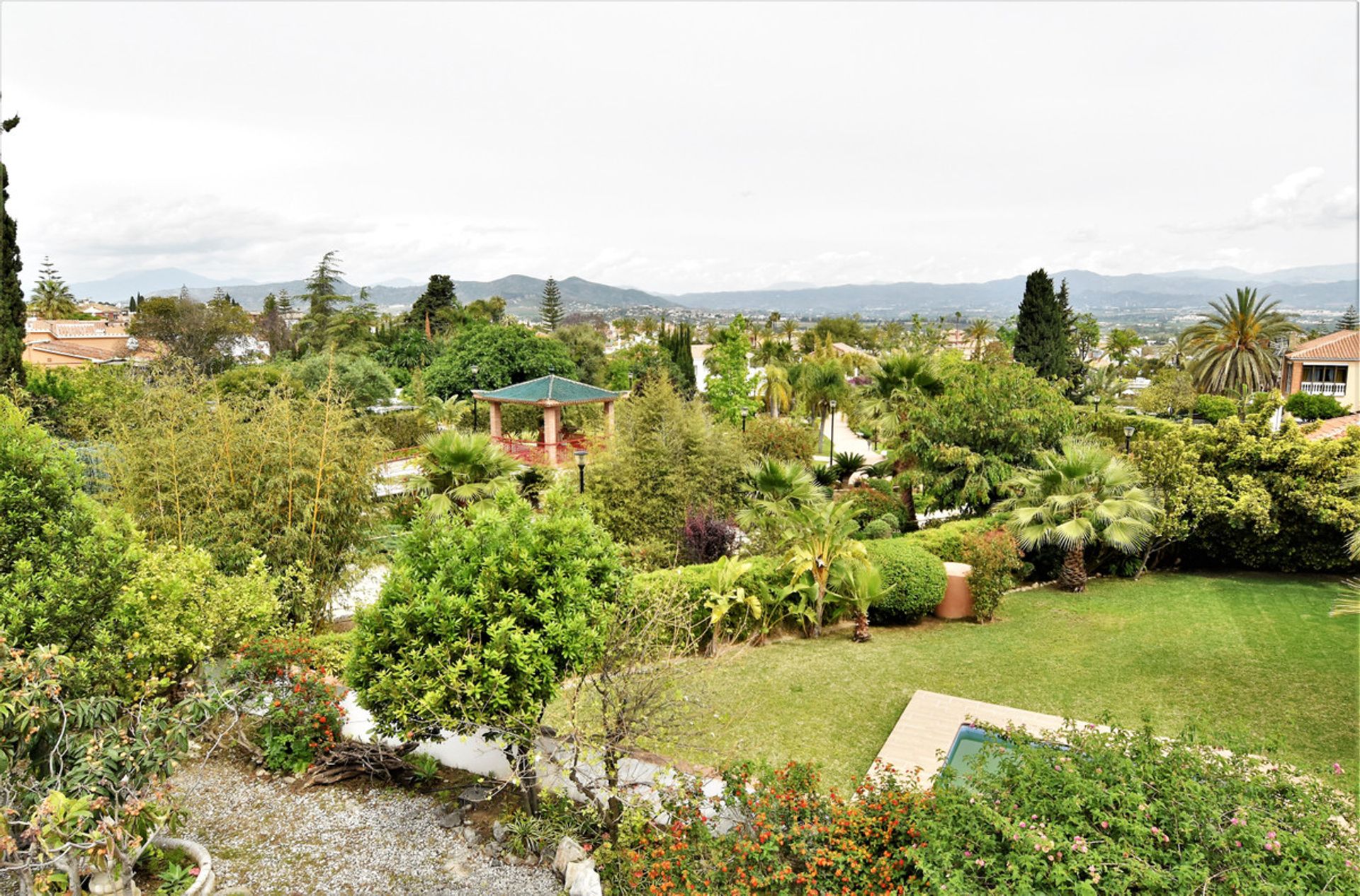 rumah dalam Alhaurín de la Torre, Andalucía 10196284