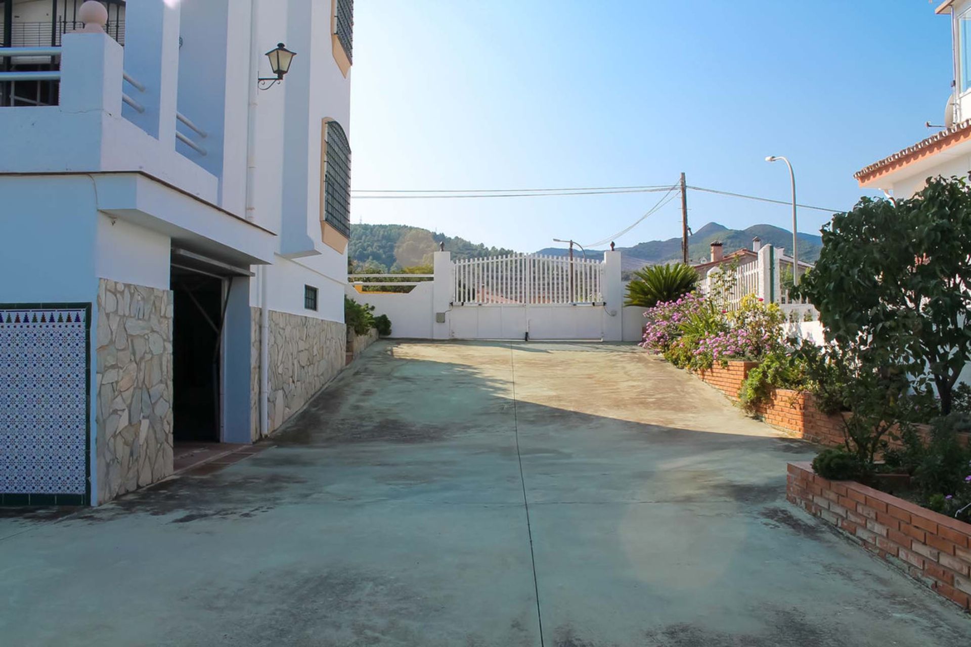 House in Alhaurín de la Torre, Andalucía 10196314