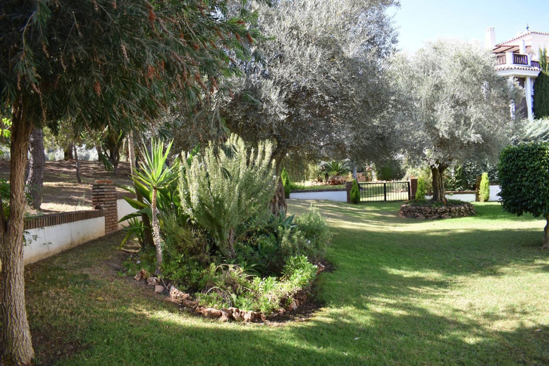 Haus im Alhaurín de la Torre, Andalucía 10196315