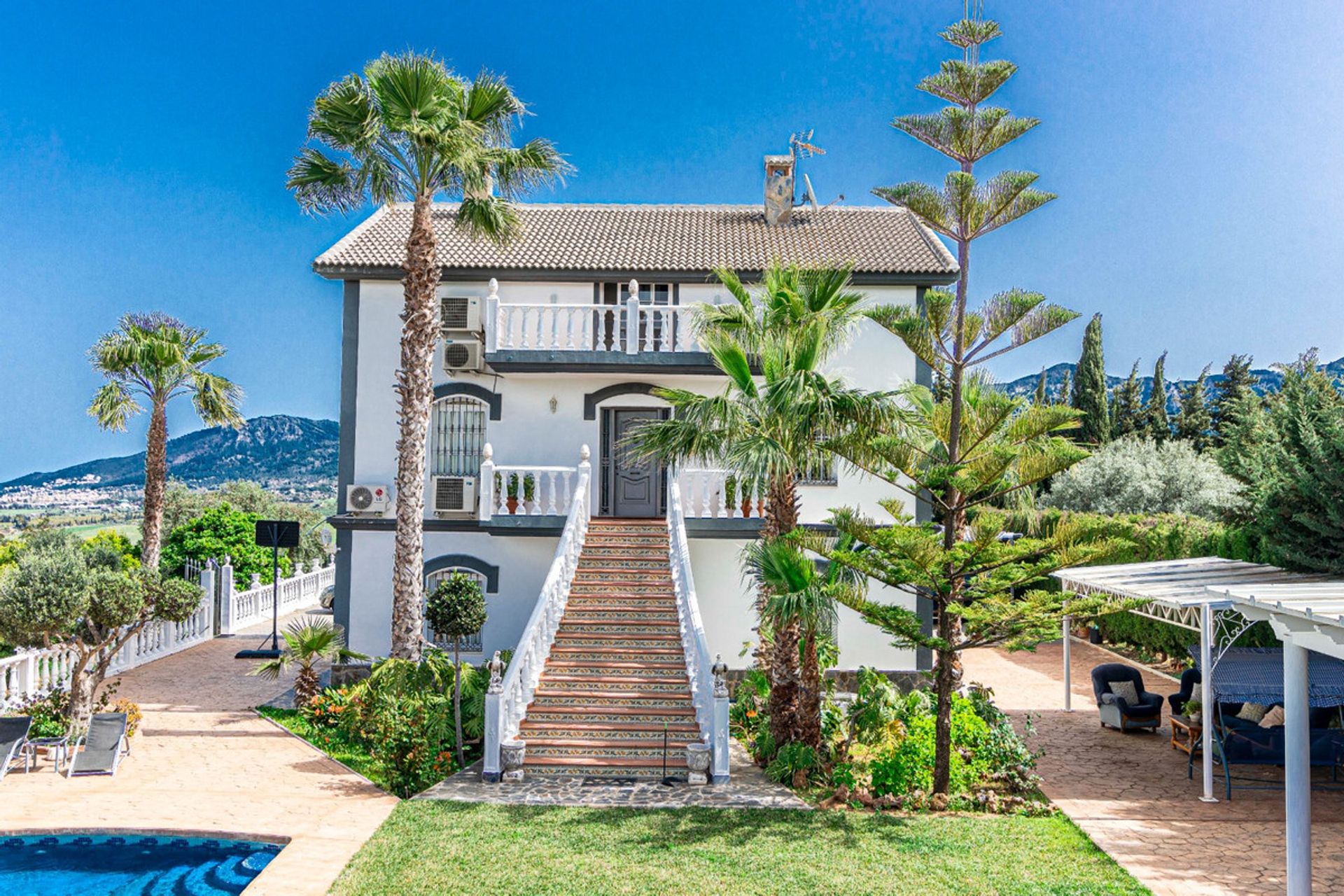 Casa nel Alhaurin de la Torre, Andalusia 10196343