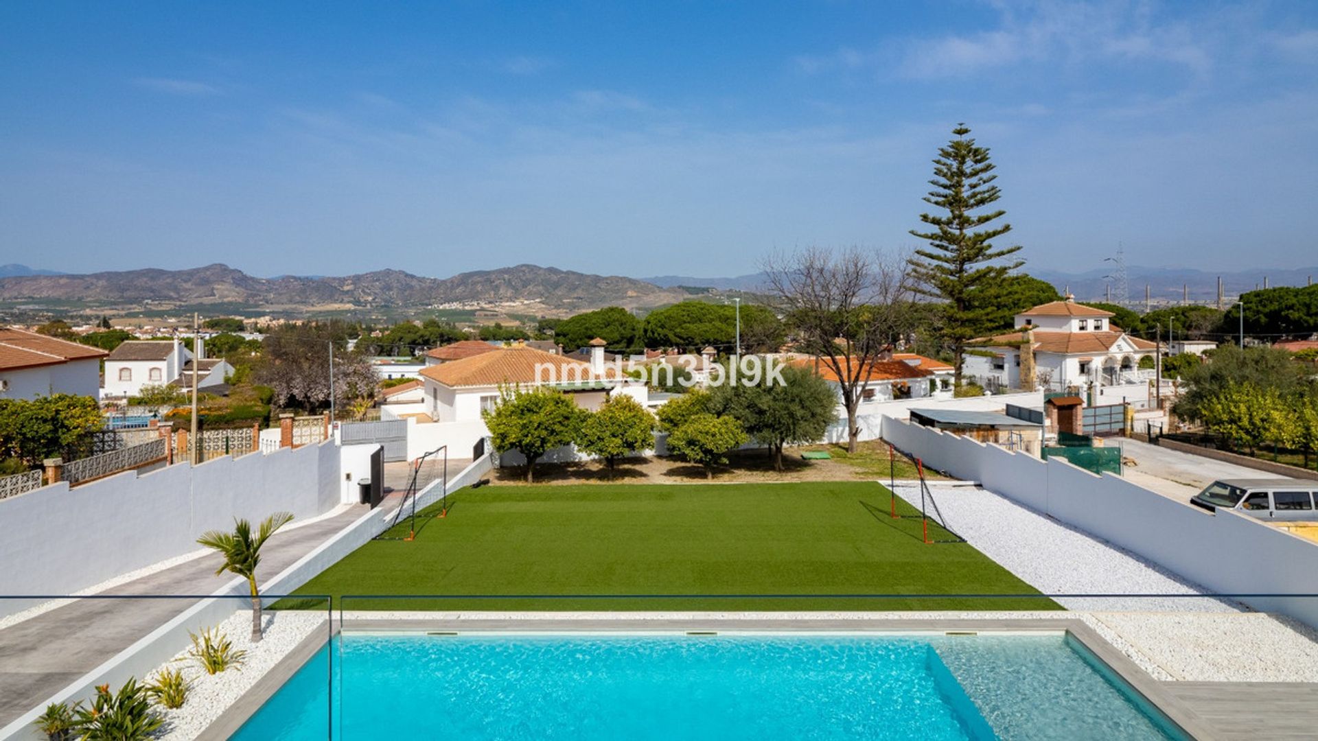 casa en Alhaurín de la Torre, Andalusia 10196355