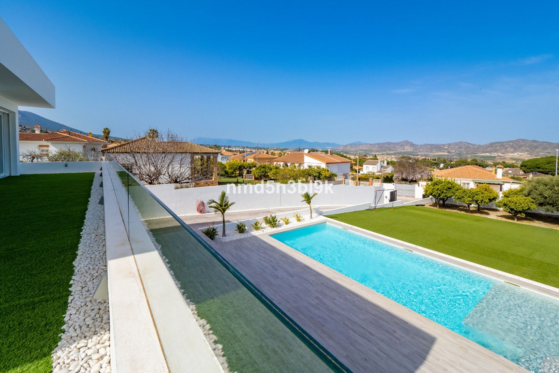 casa en Alhaurín de la Torre, Andalusia 10196355