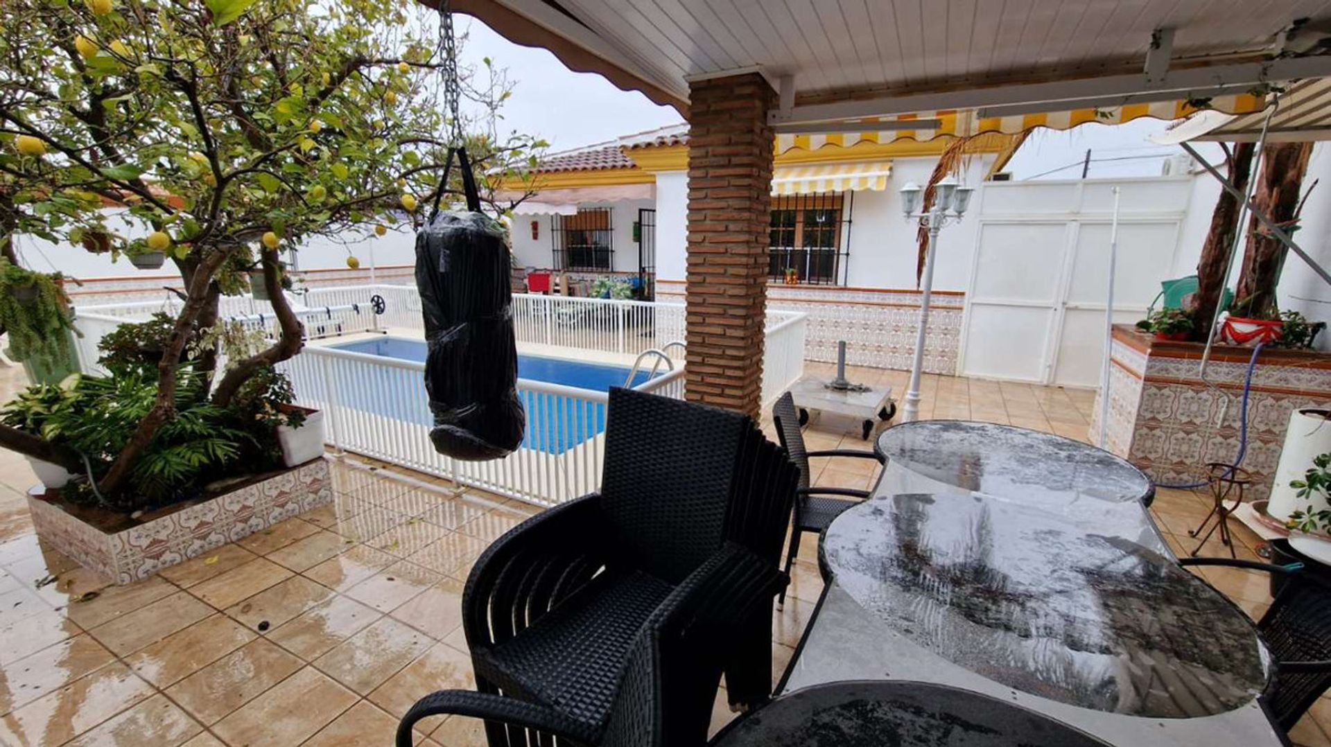 Rumah di Alhaurin de la Torre, Andalusia 10196361