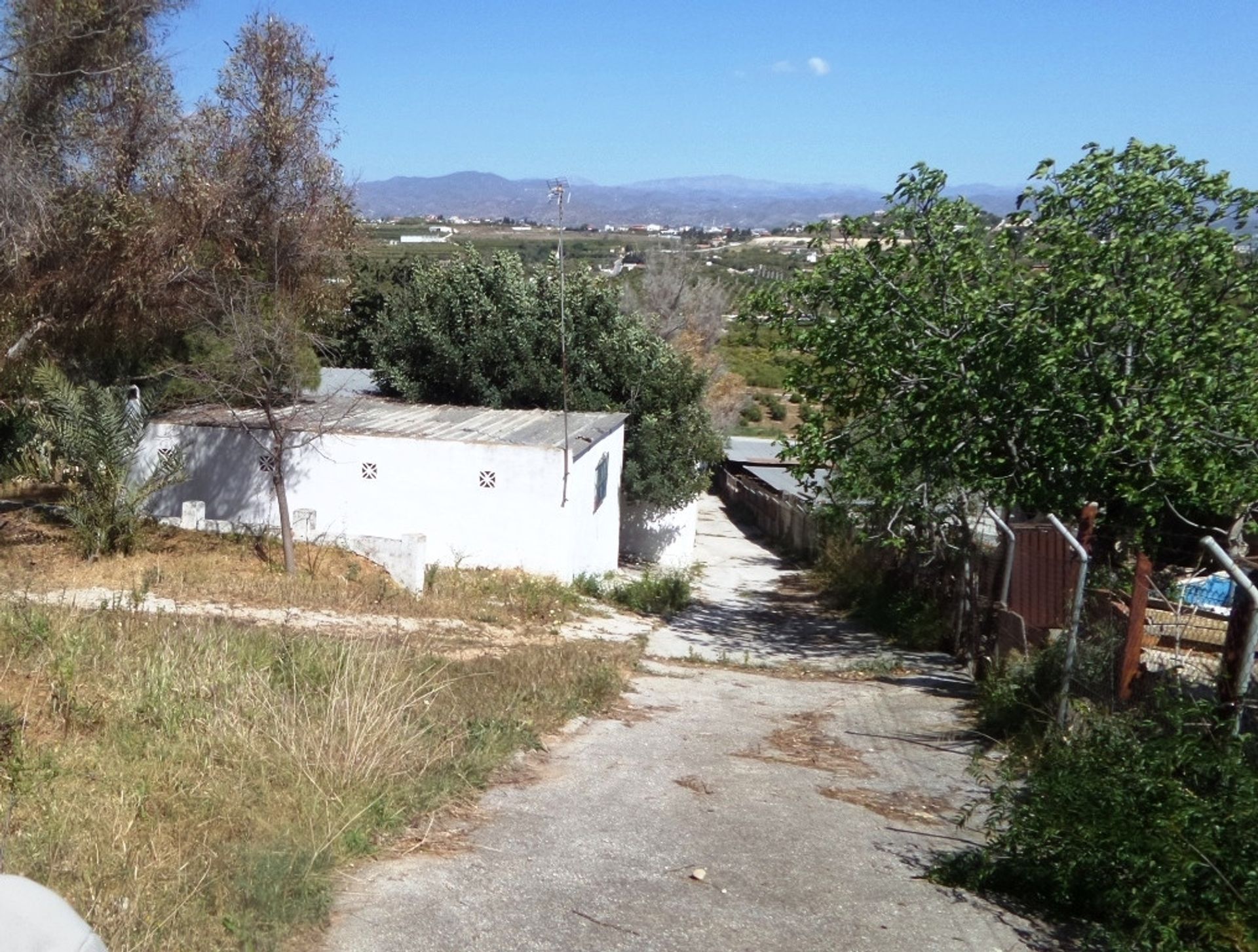 Maa sisään Alhaurín de la Torre, Andalucía 10196377