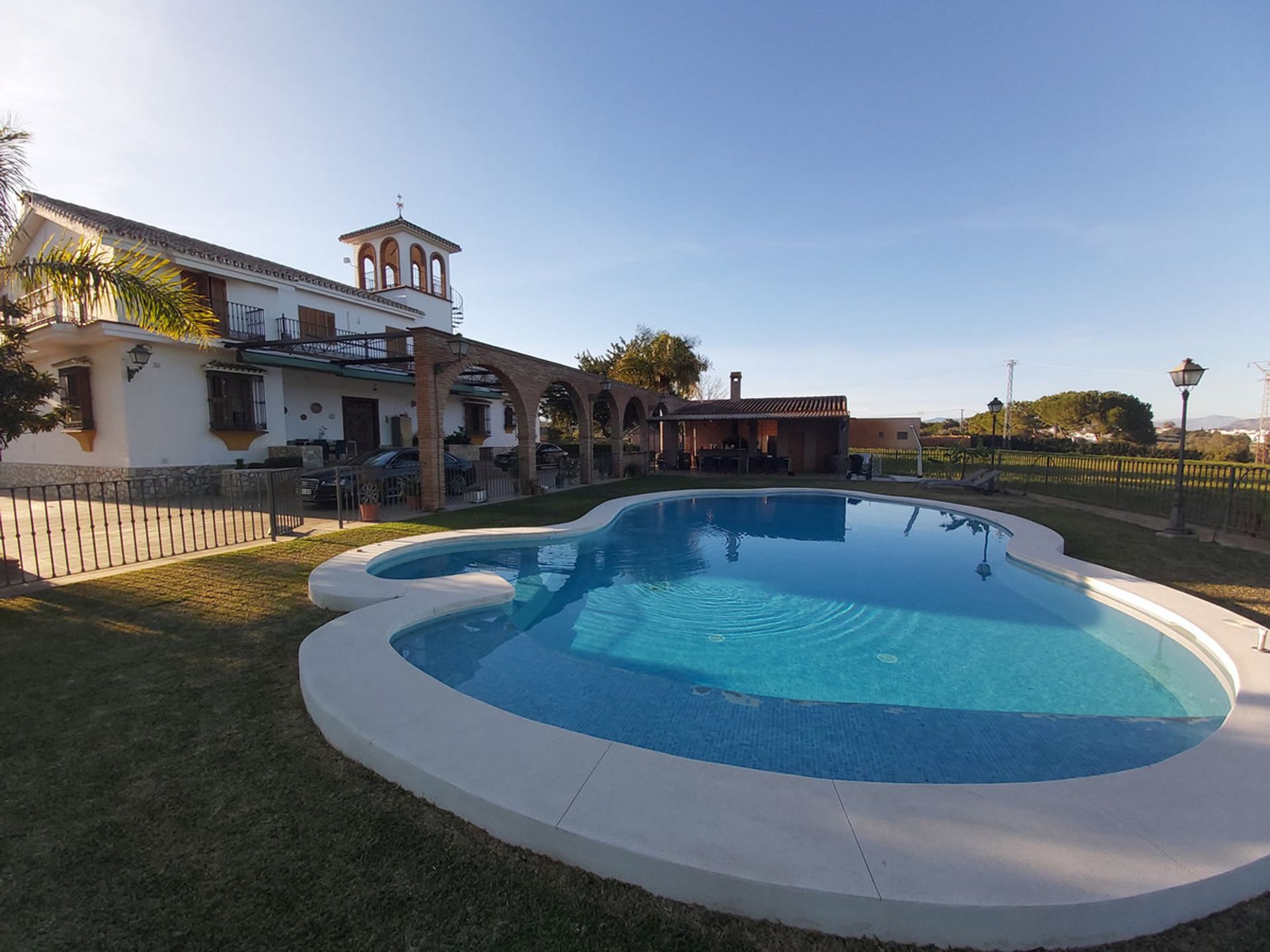 House in Alhaurín el Grande, Andalucía 10196400