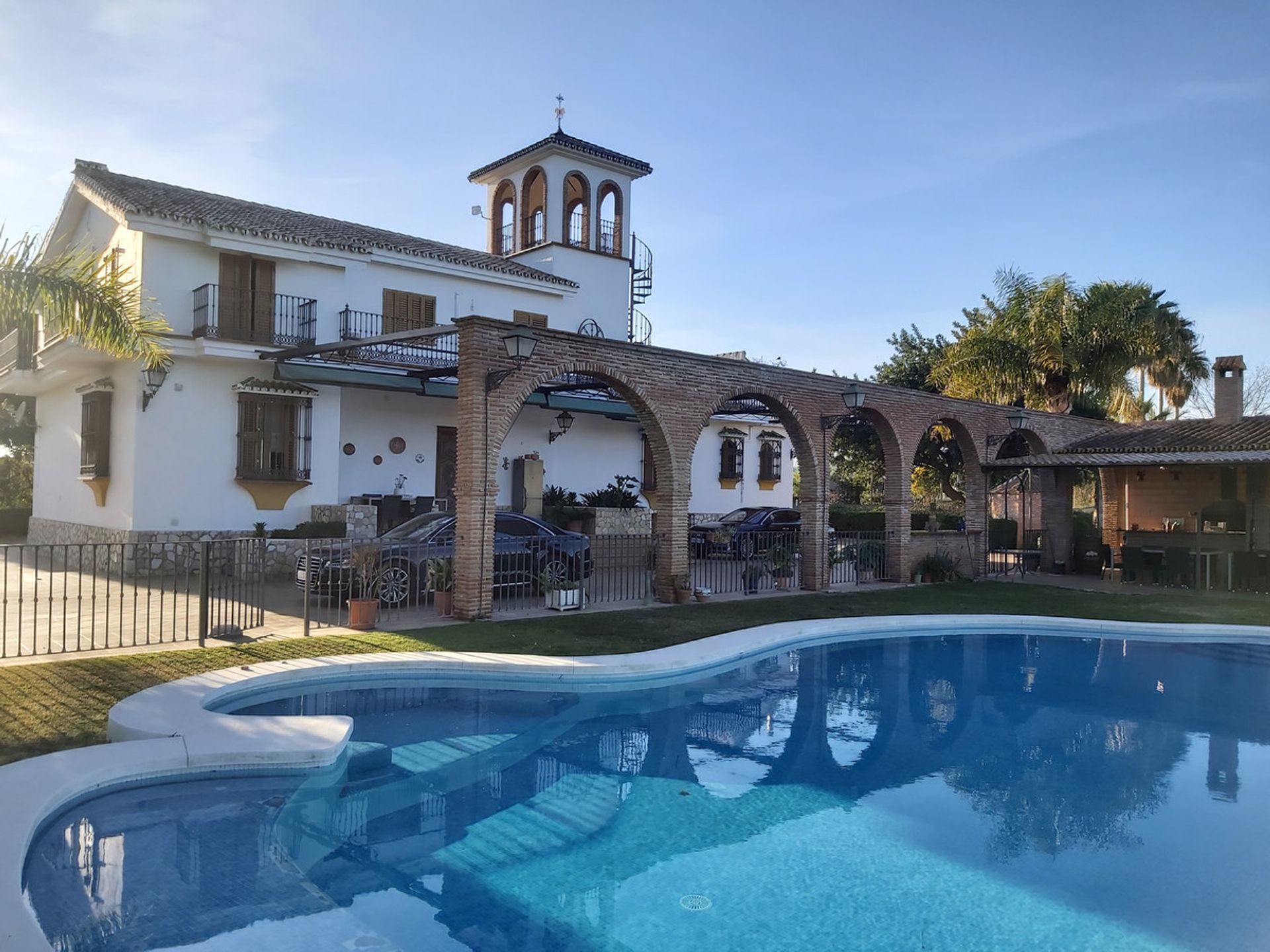 House in Alhaurin el Grande, Andalusia 10196400