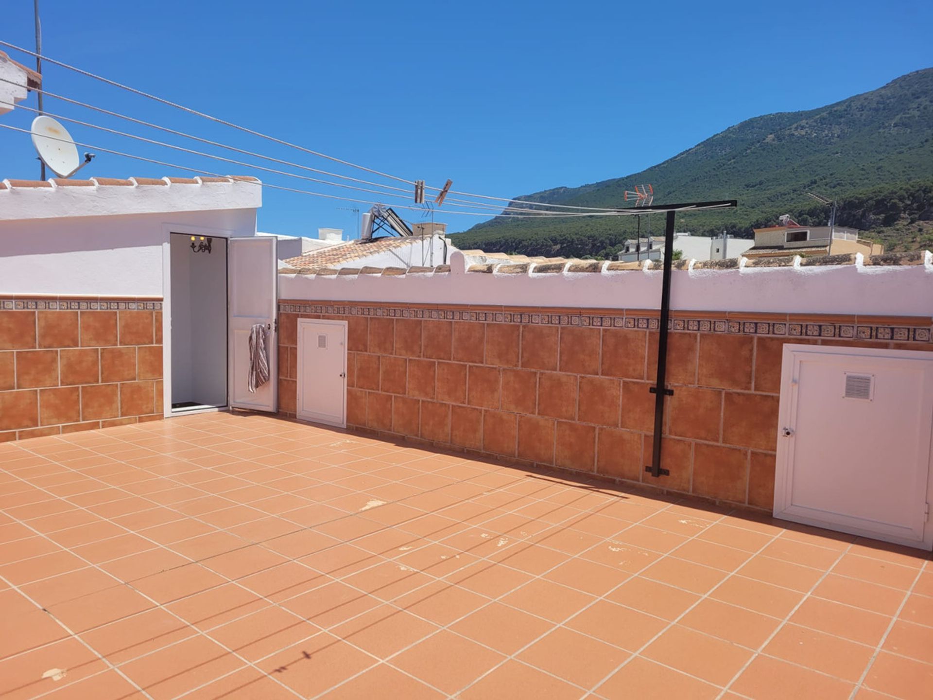 Casa nel Alhaurín el Grande, Andalucía 10196469