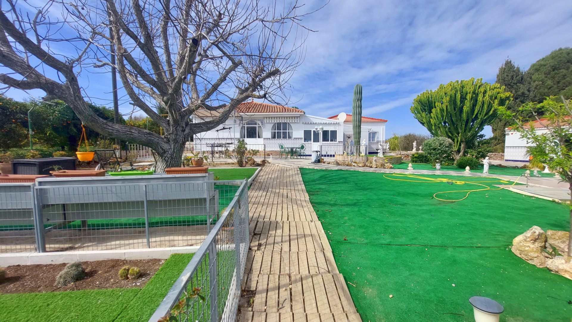 Casa nel Alhaurín el Grande, Andalusia 10196501