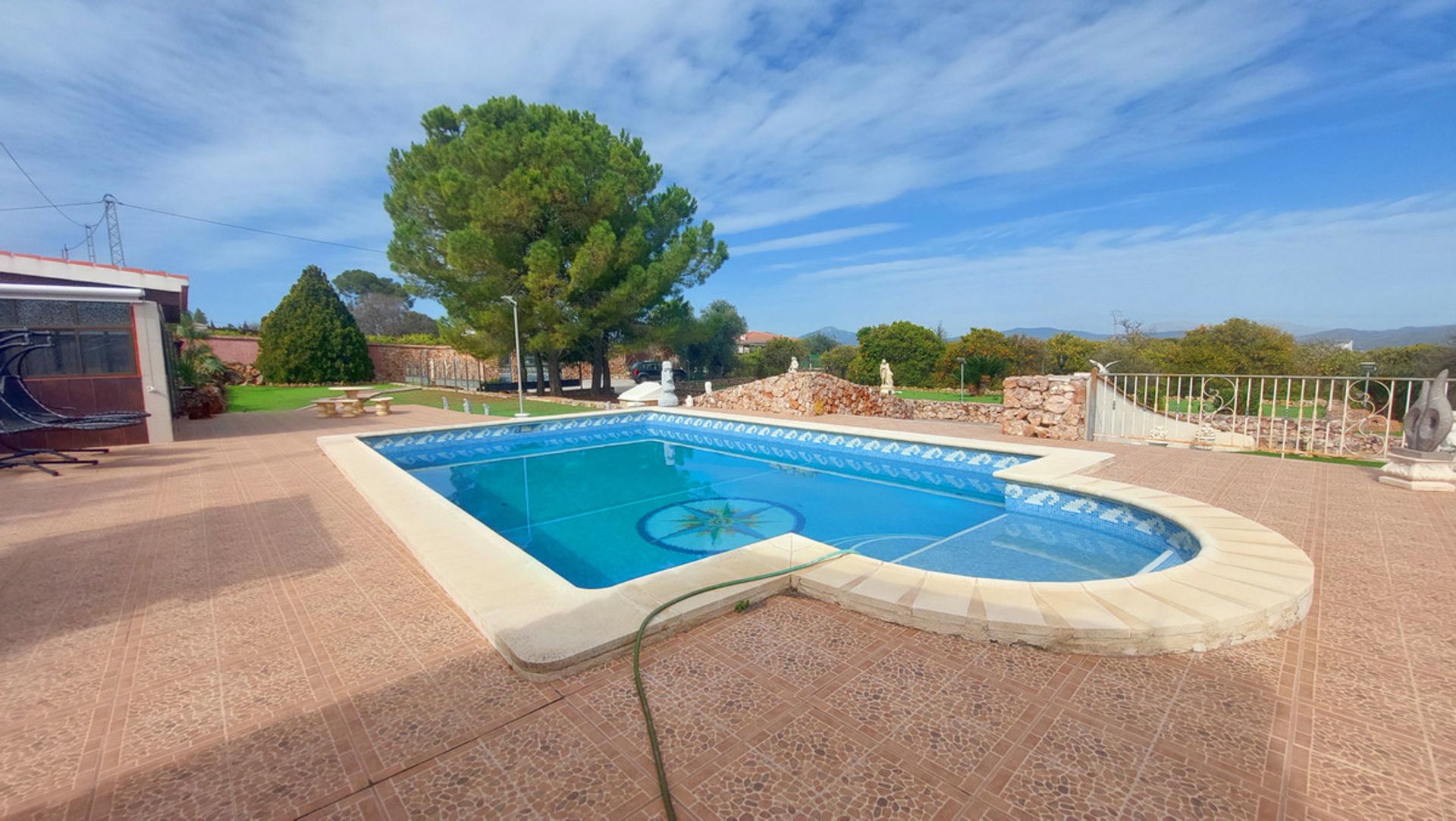 Casa nel Alhaurín el Grande, Andalusia 10196501