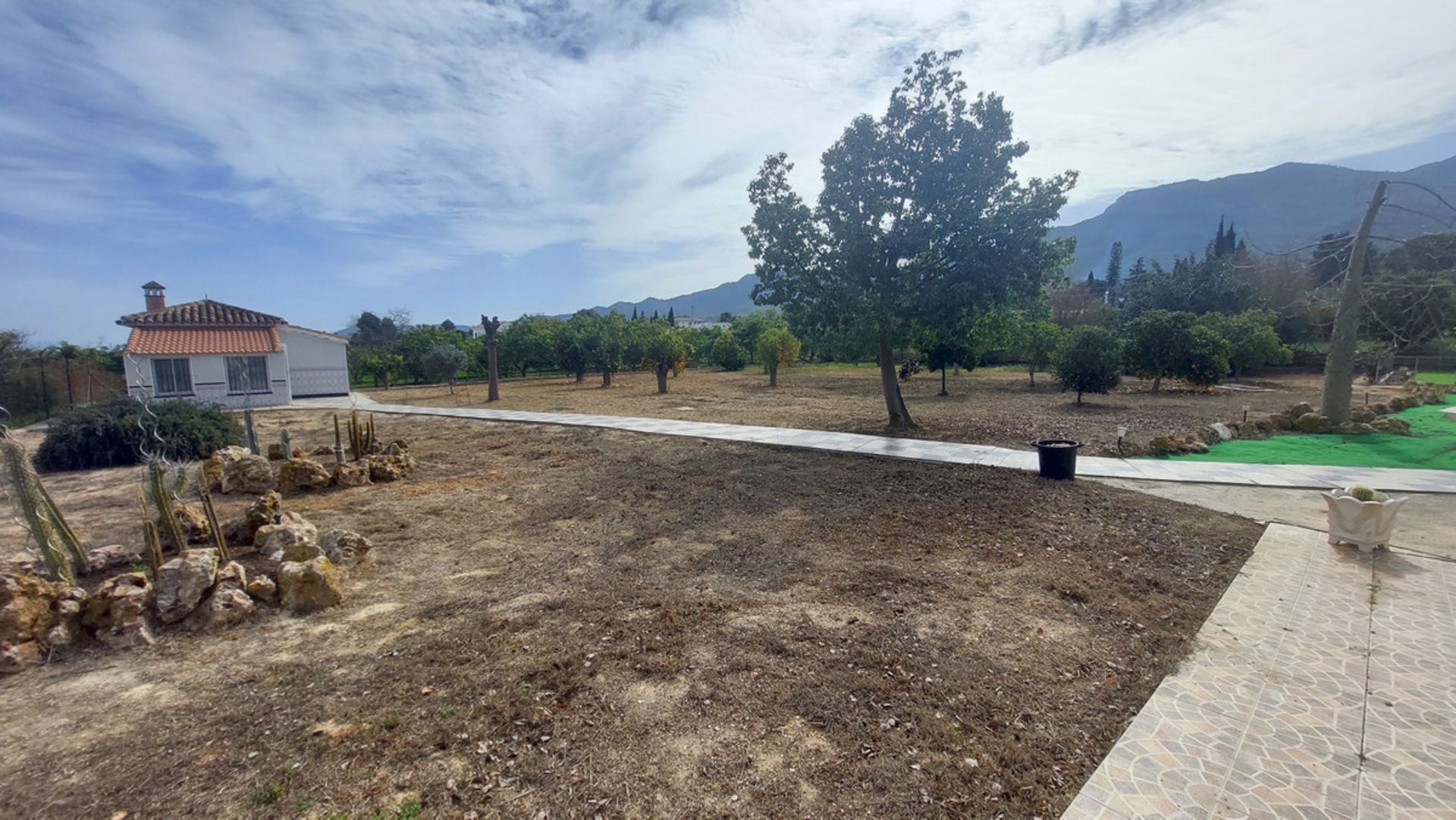 Casa nel Alhaurín el Grande, Andalusia 10196501