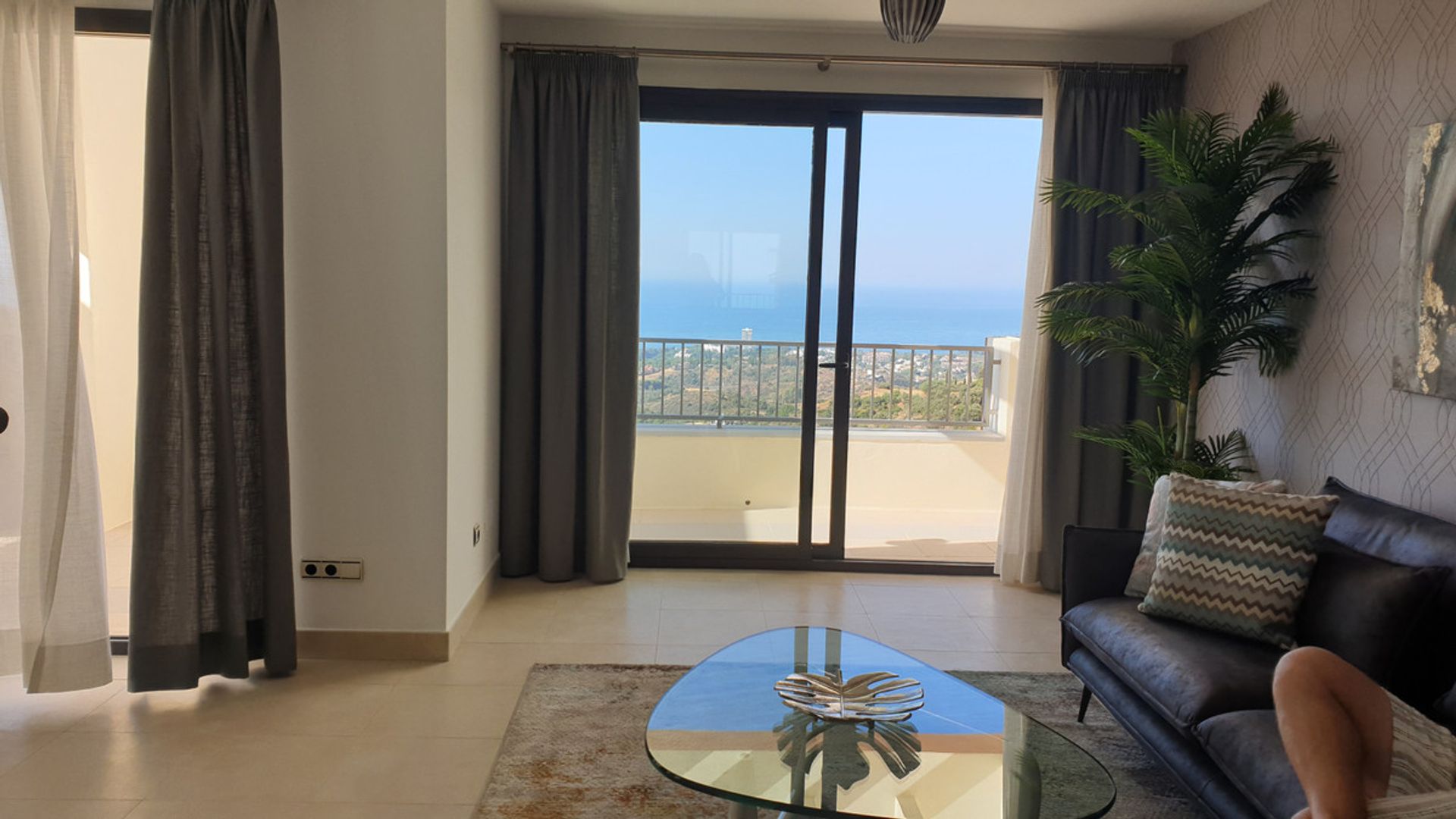 Condominium in Espinosa de los Monteros, Castille-Leon 10196579