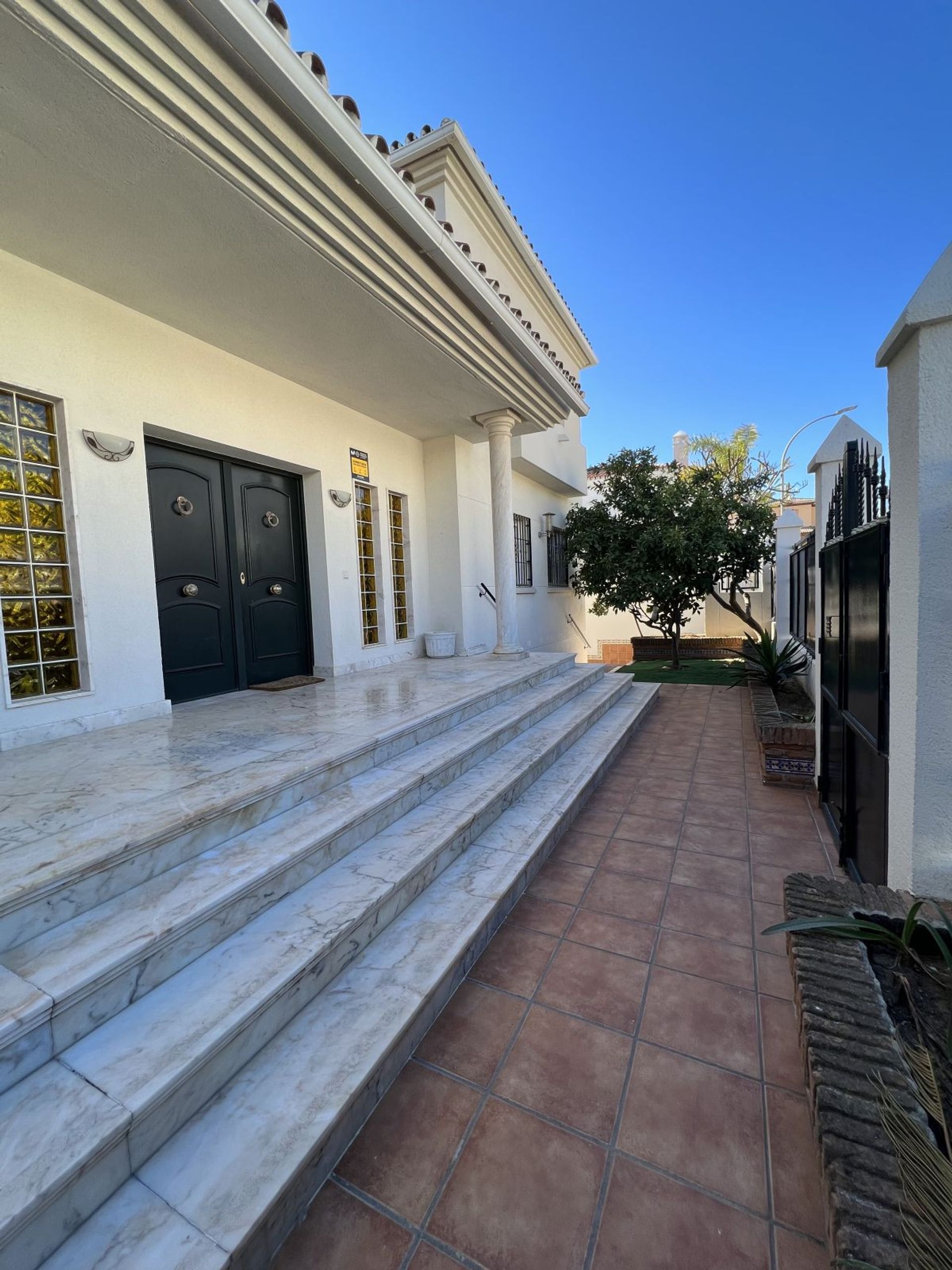 House in Arroyo de la Miel, Andalusia 10196642