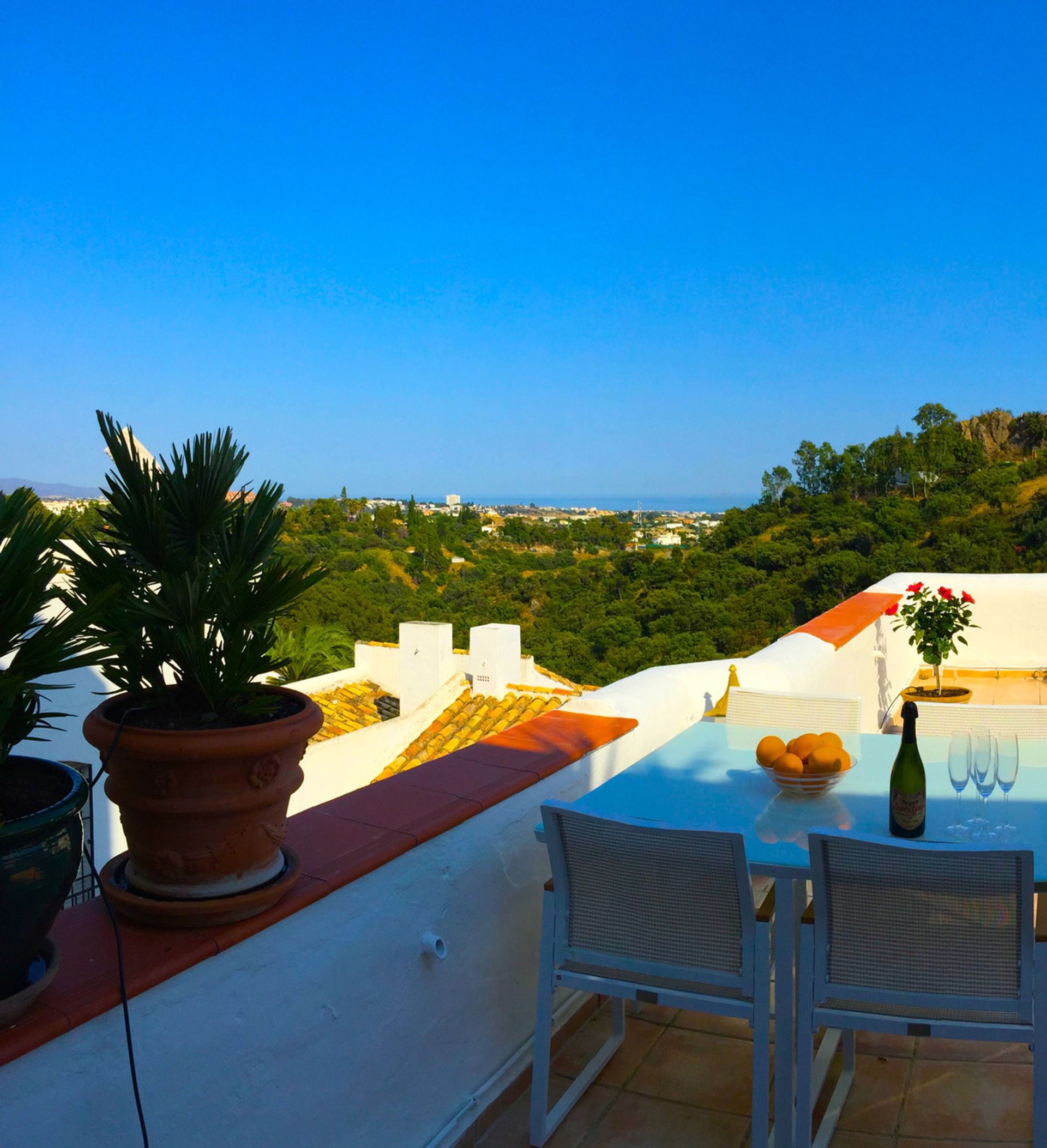 Condominium in Benahavís, Andalusia 10196792