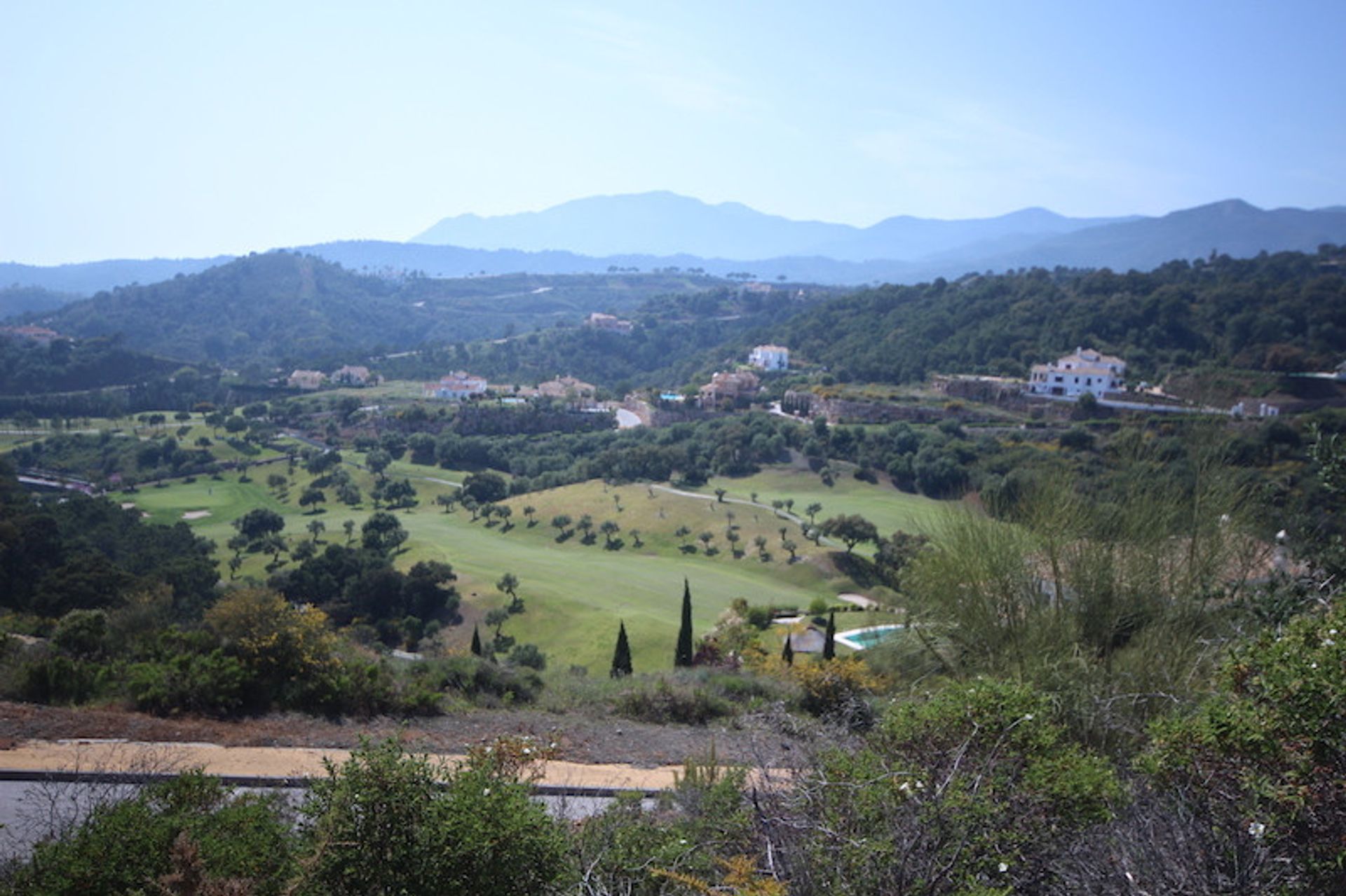 Land i Benahavis, Andalusia 10197156