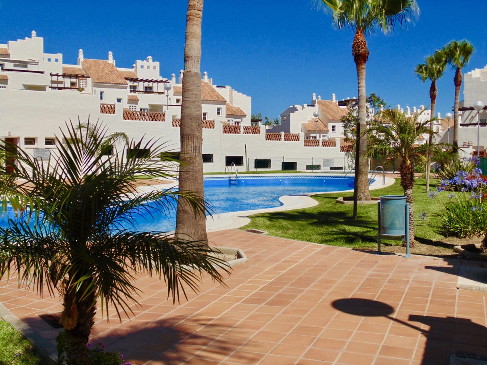 Condominium in Arroyo de la Miel, Andalusia 10197235