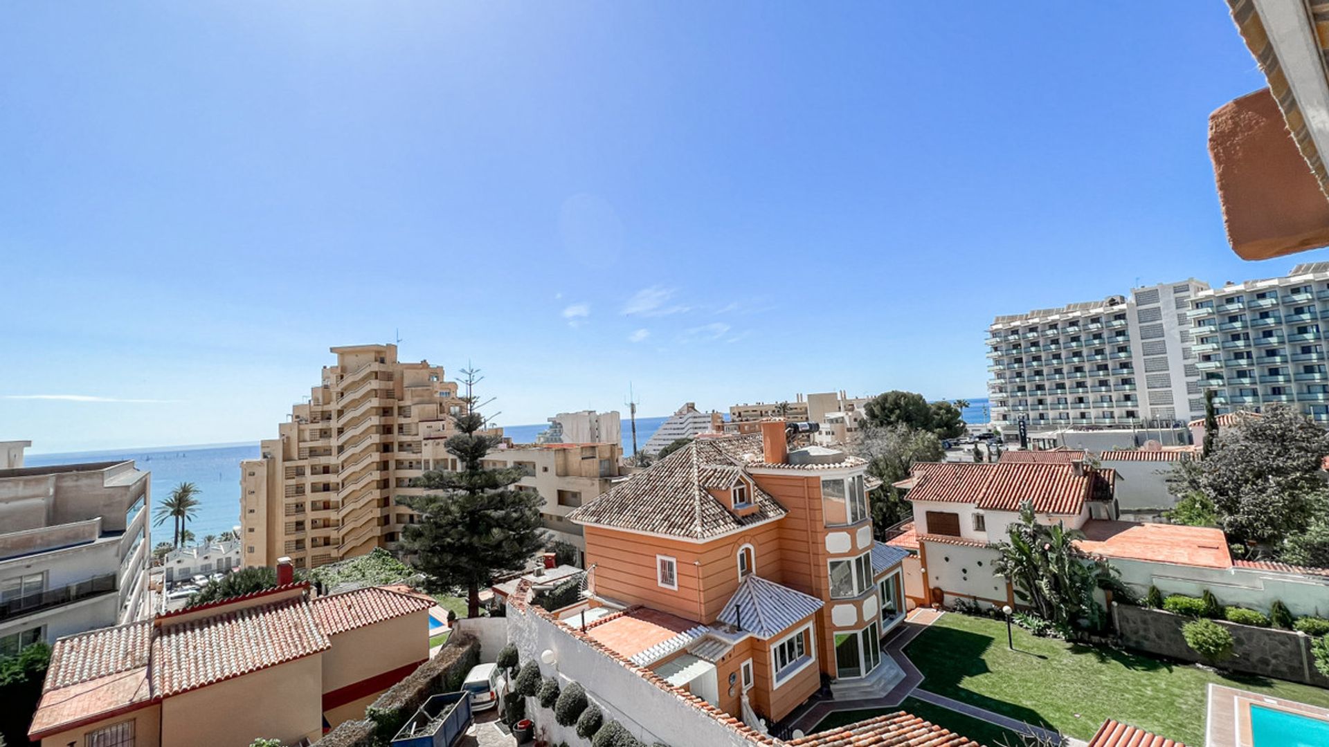 Condominium in Benalmádena, Andalucía 10197328