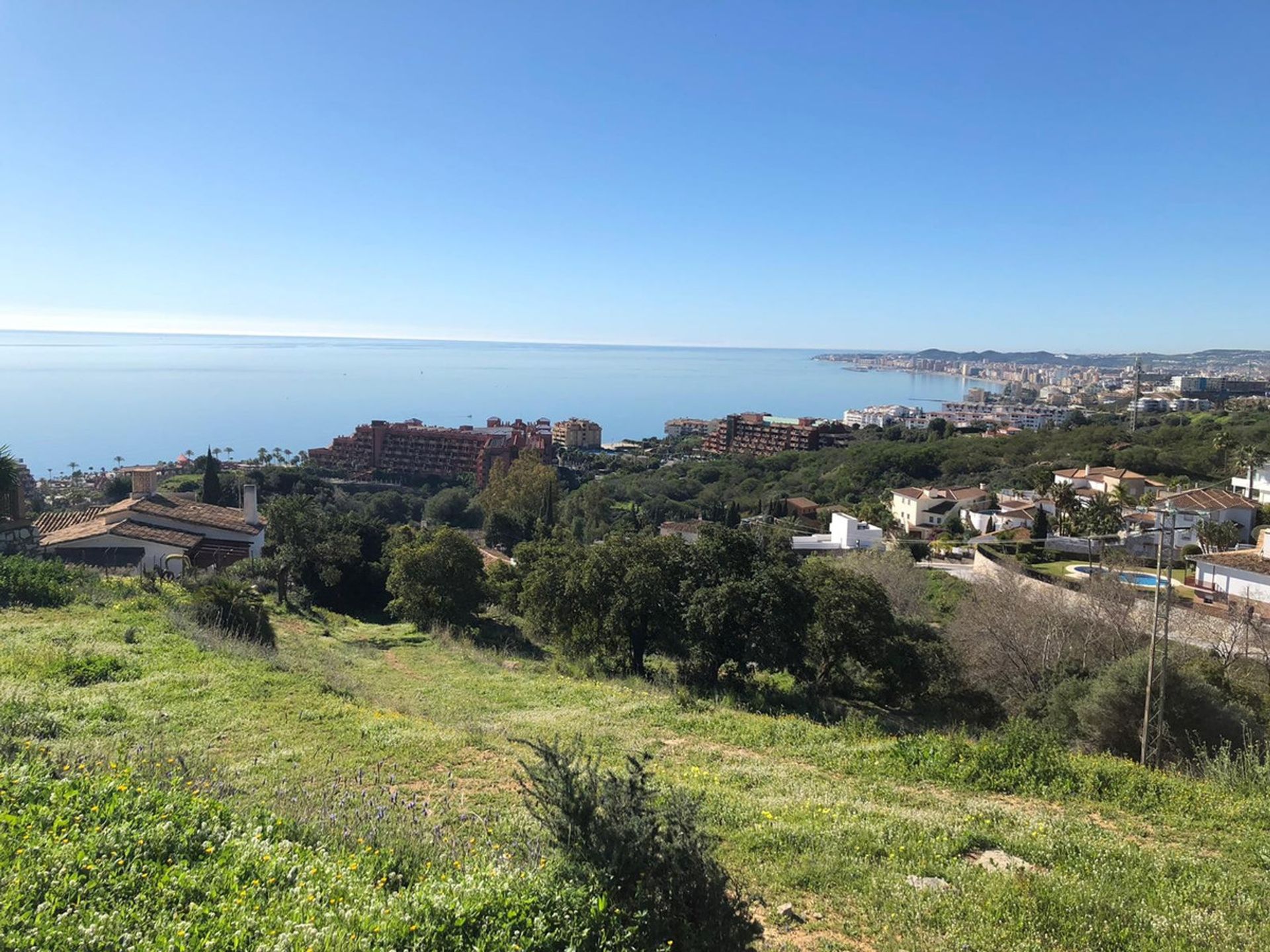 土地 在 Benalmadena, Andalusia 10197631