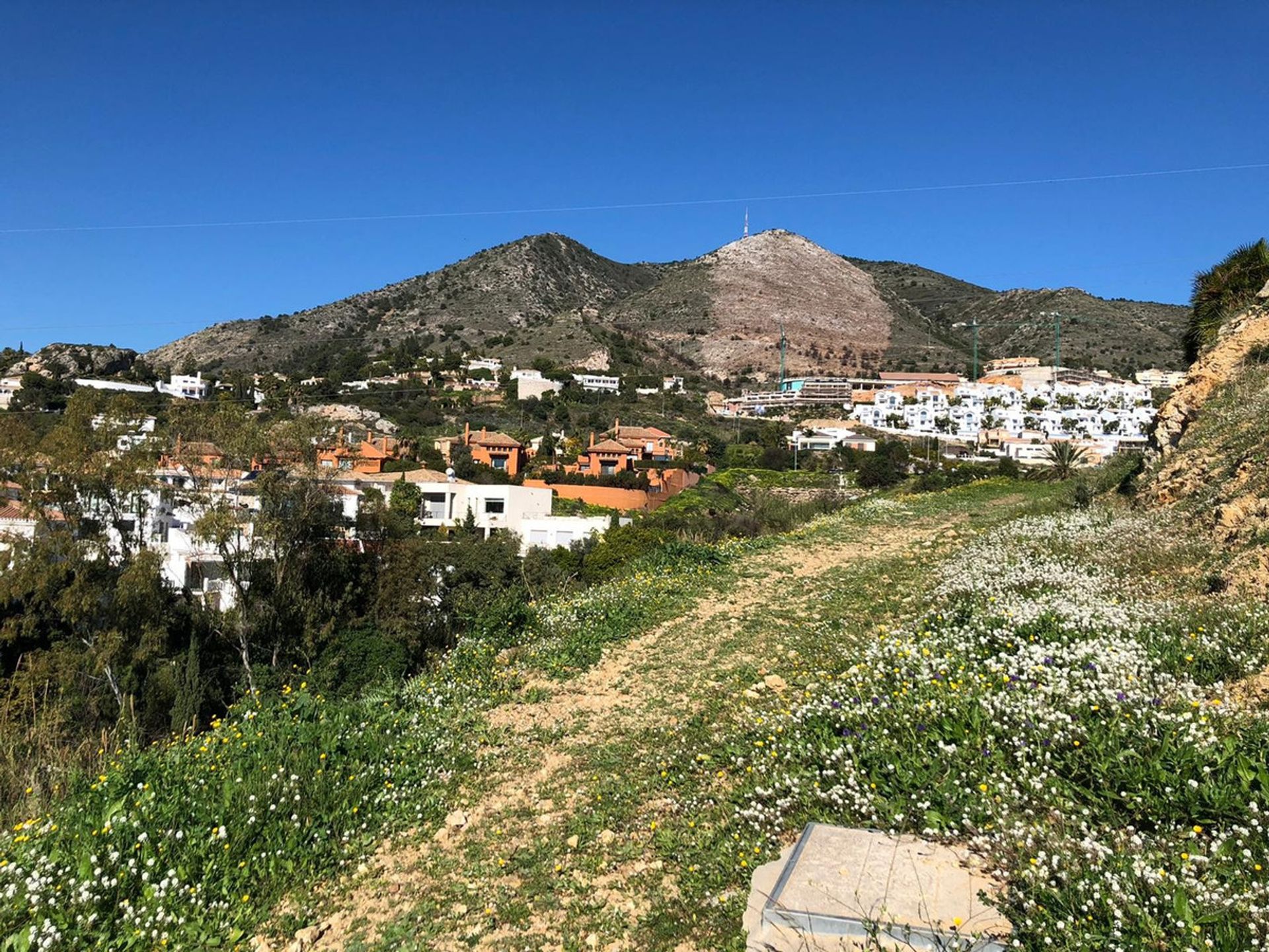 Tanah di Benalmadena, Andalusia 10197631