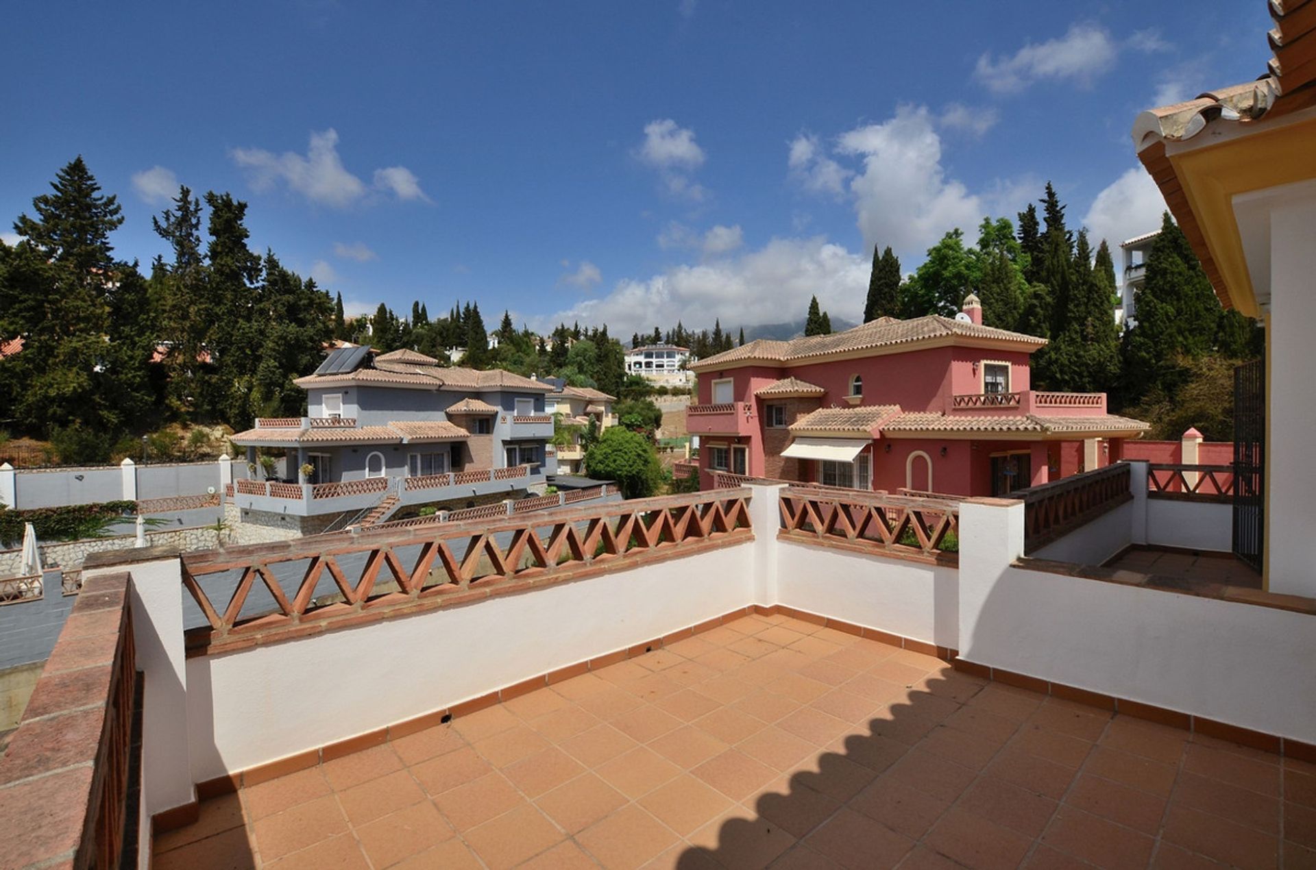 rumah dalam Fuengirola, Andalusia 10197835