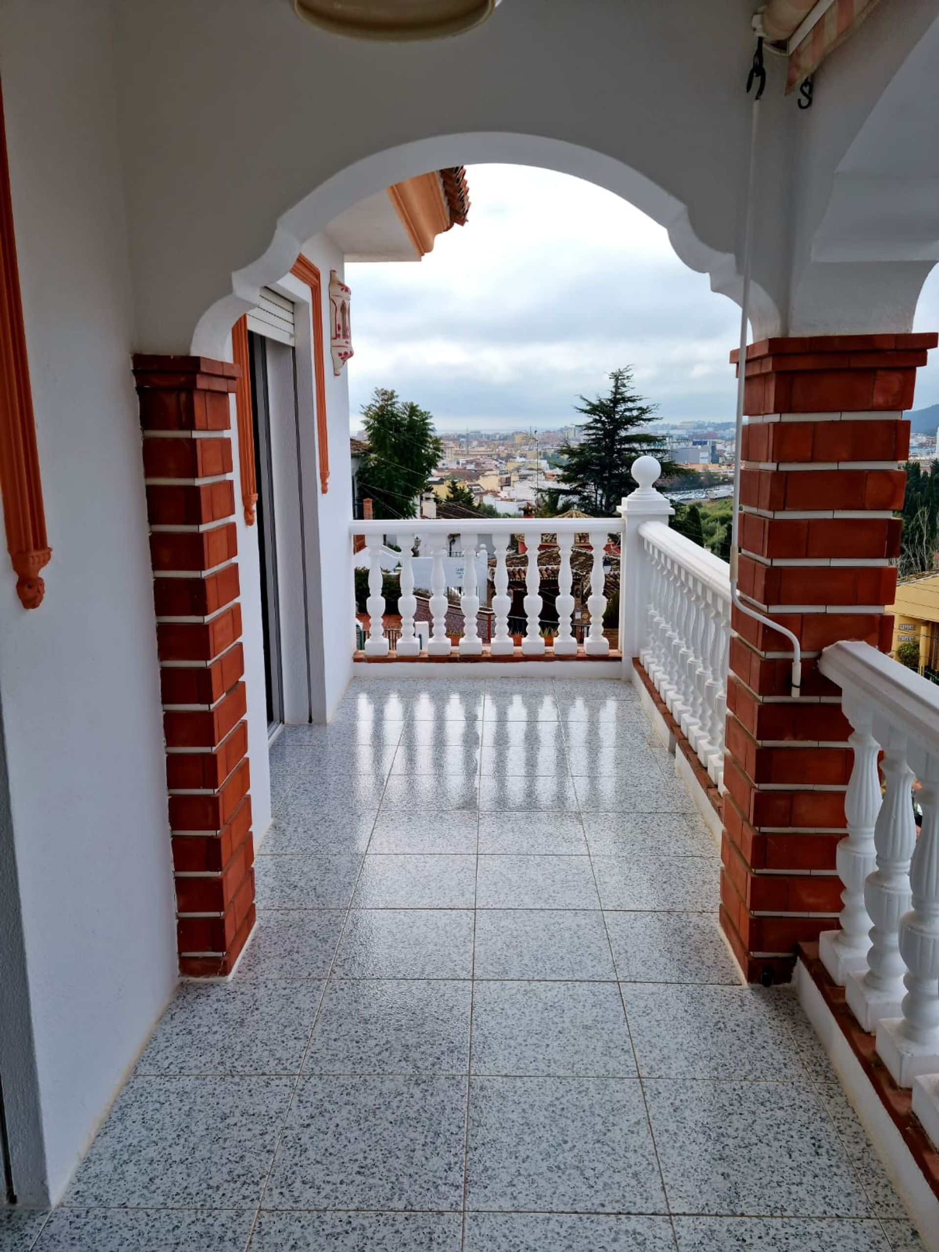 Hus i Las Lagunas de Mijas, Andalucía 10198043