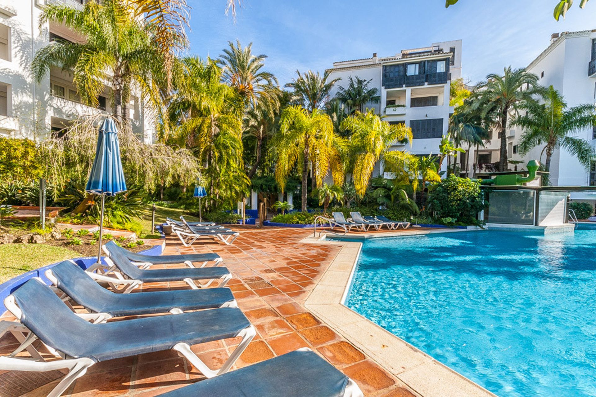 Condominio en Marbella, Andalucía 10198141