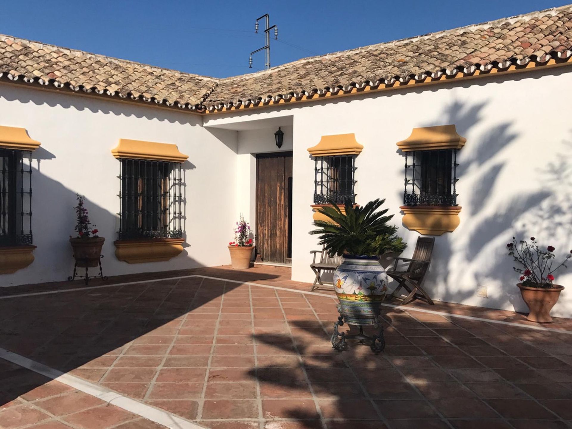 House in Alhaurin el Grande, Andalusia 10198286