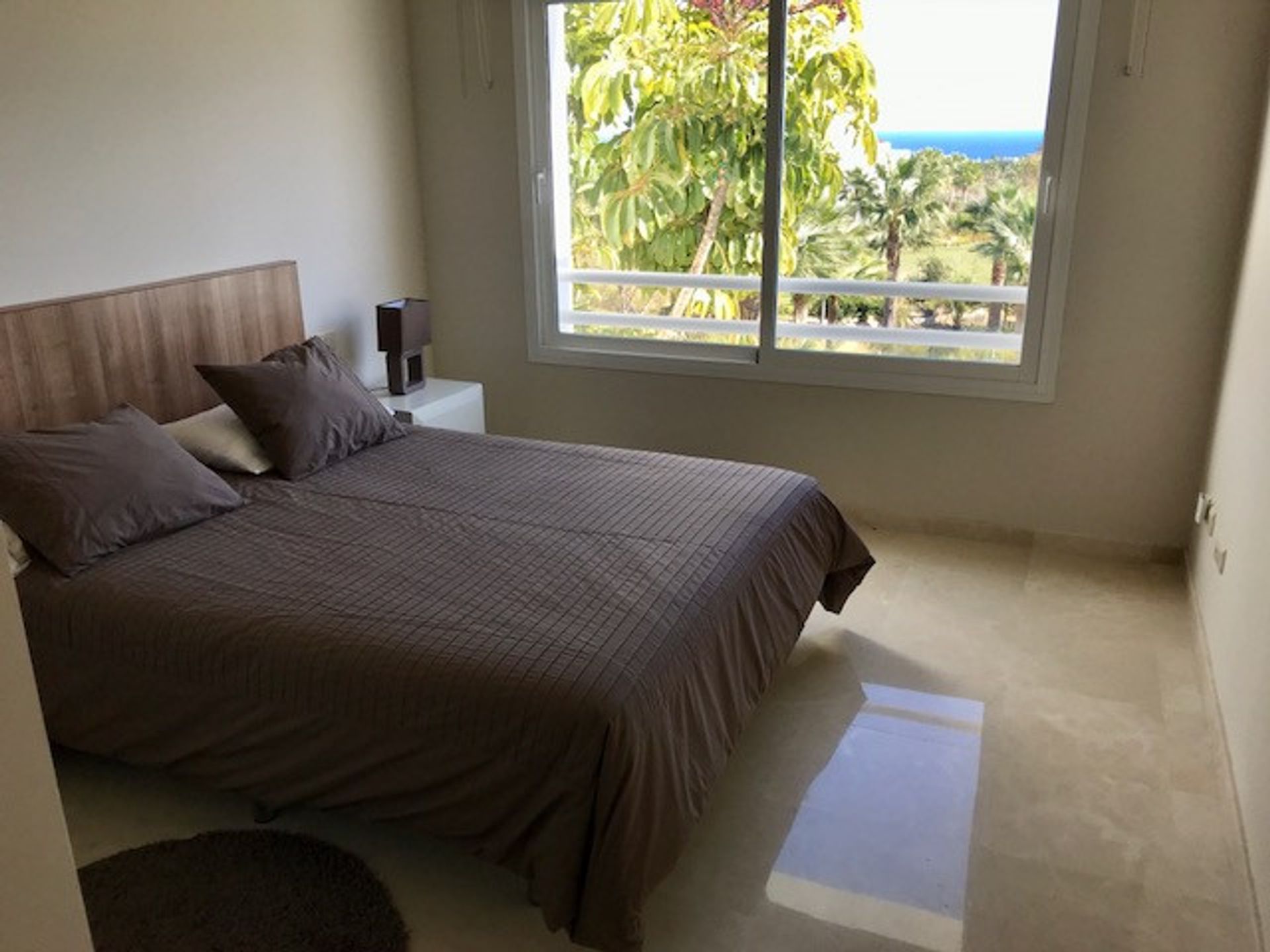 Condominium in Estepona, Andalusië 10198347