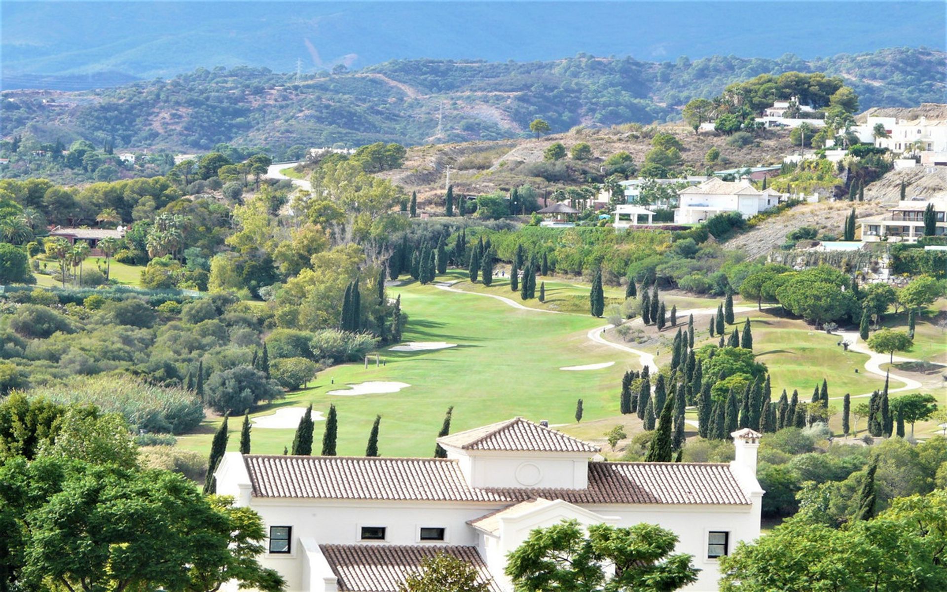 公寓 在 Estepona, Andalucía 10198411