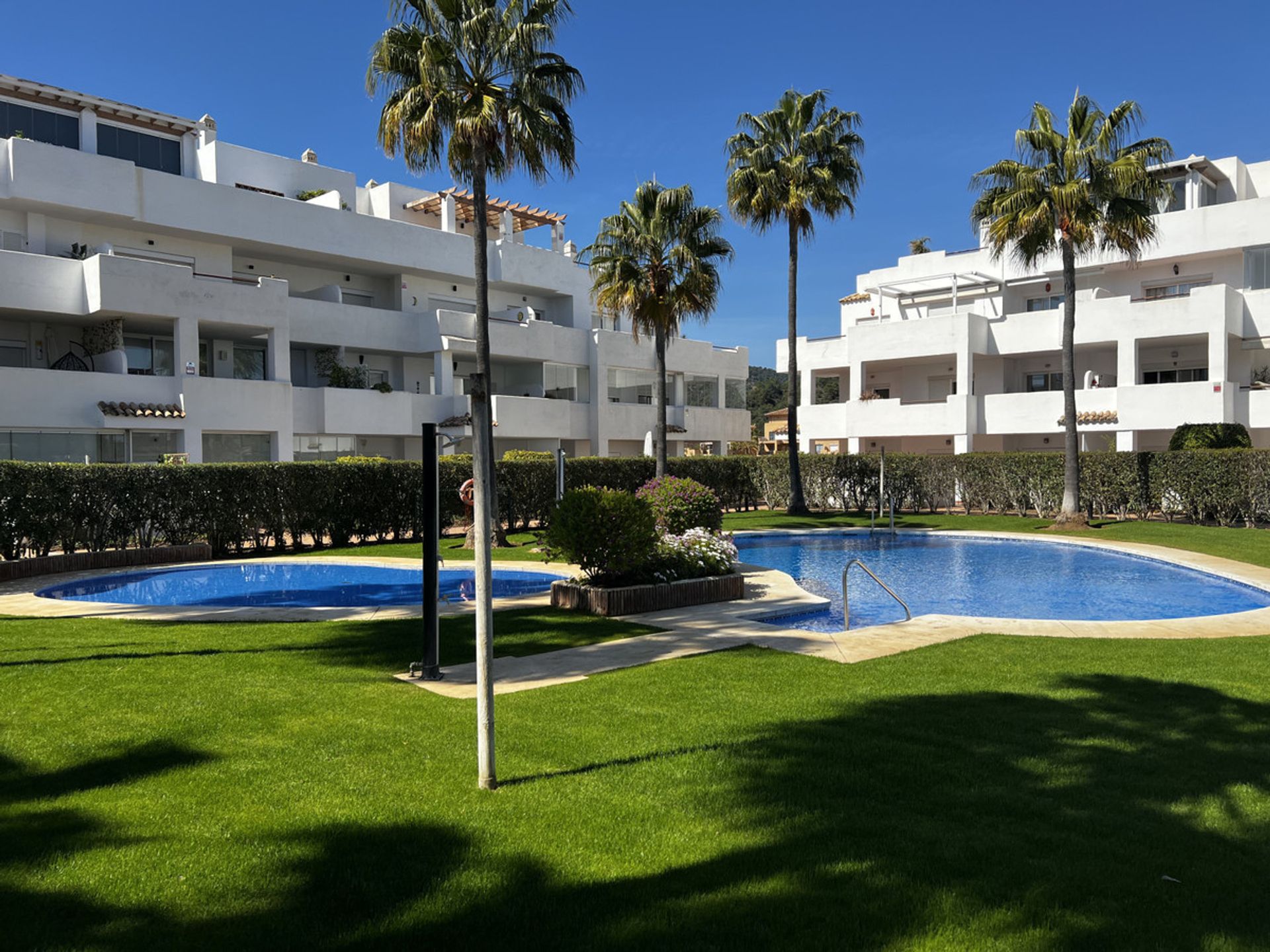 सम्मिलित में Estepona, Andalusia 10198634